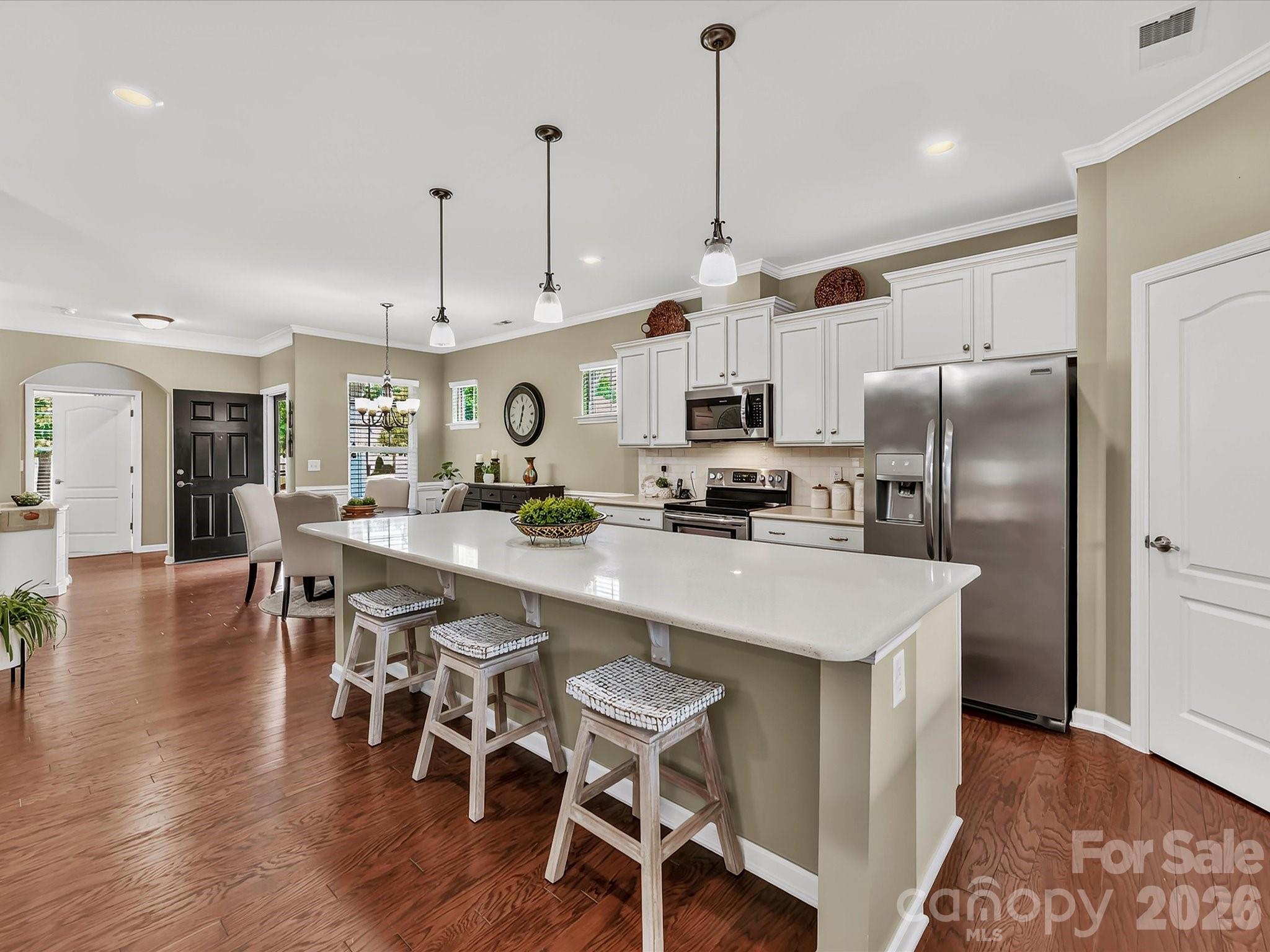 9005 Cape Breton Lane — Lancaster