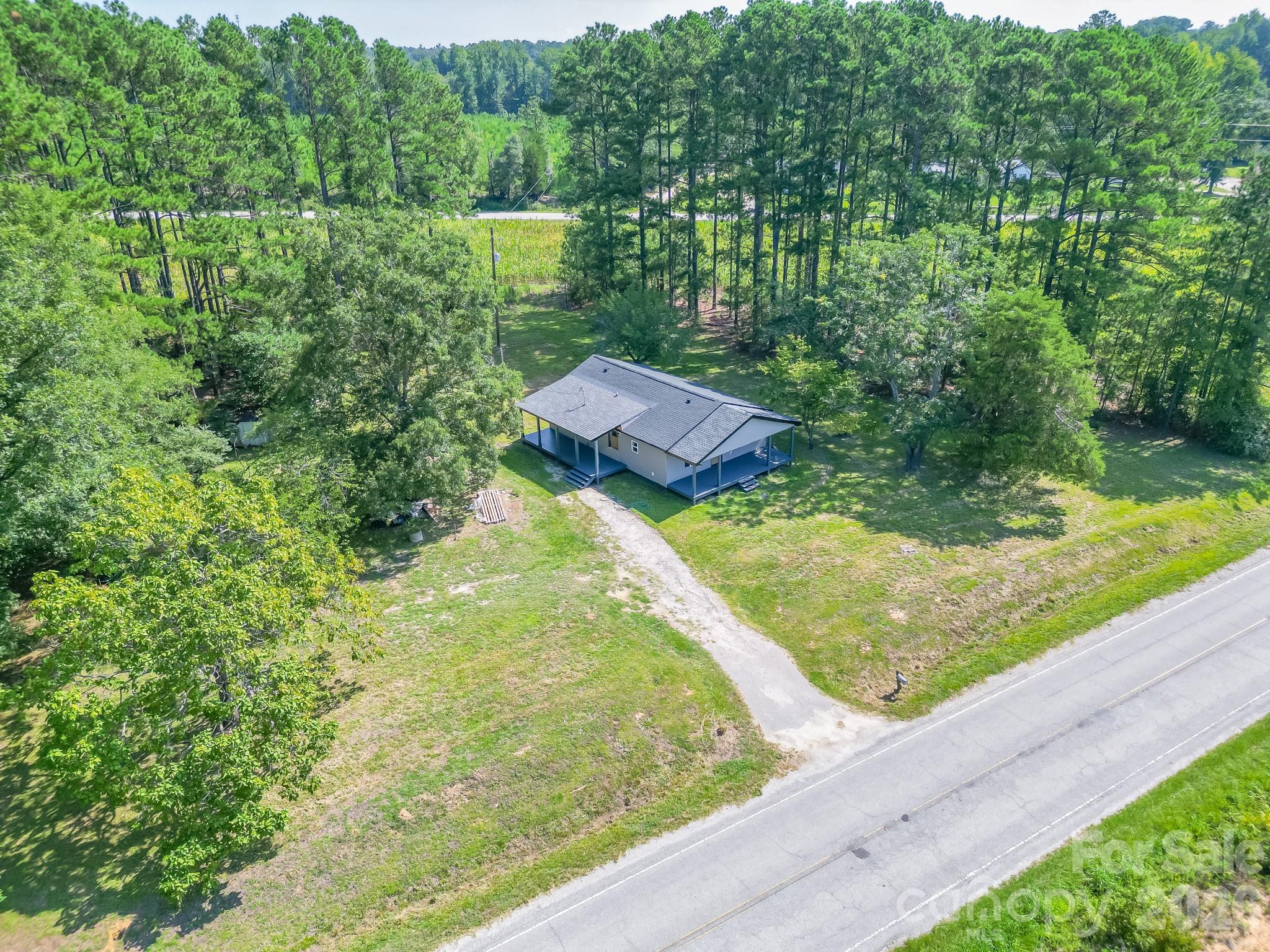 500 Gregory Road — Jefferson