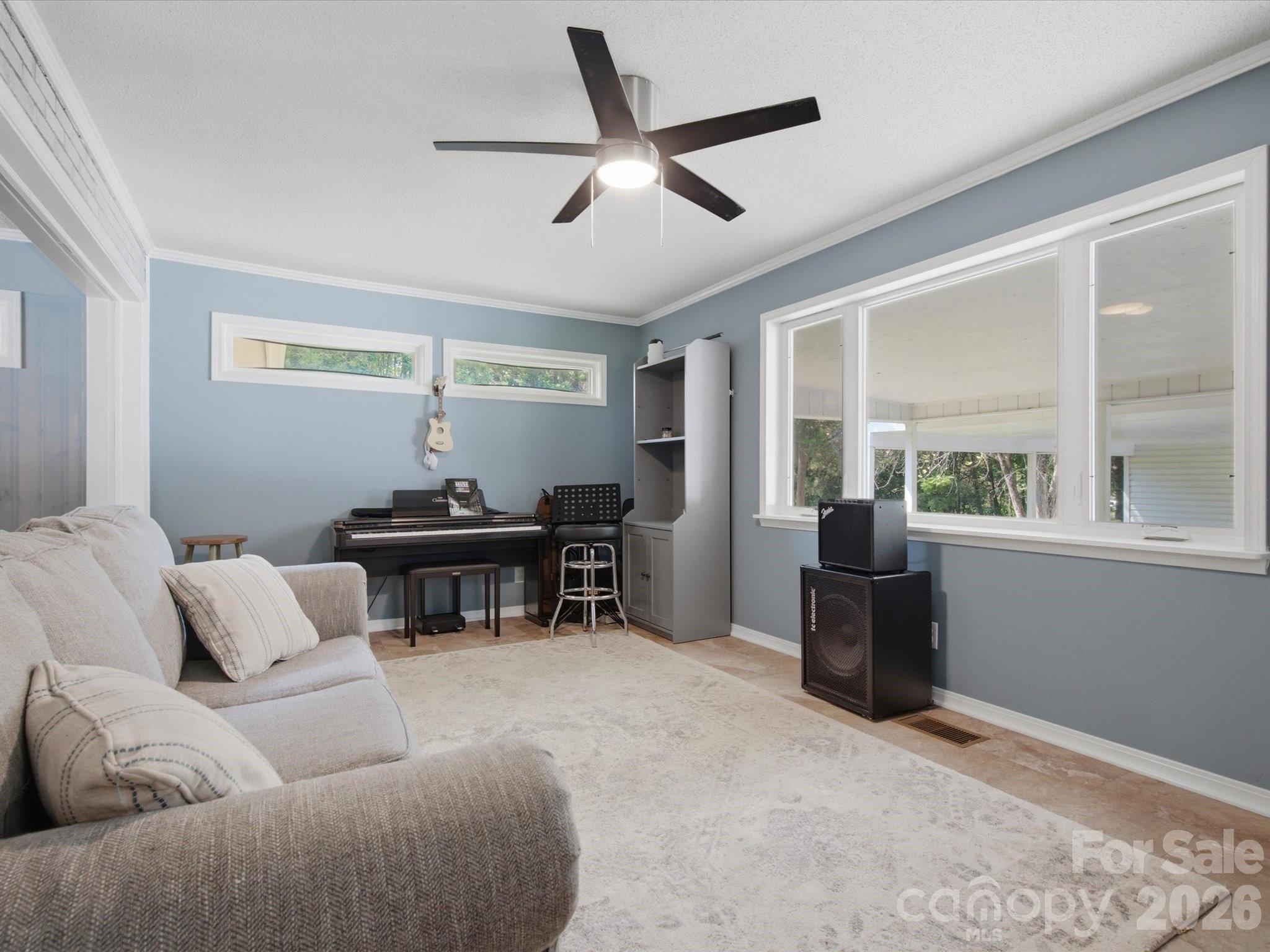2311 E Innes Street — Salisbury