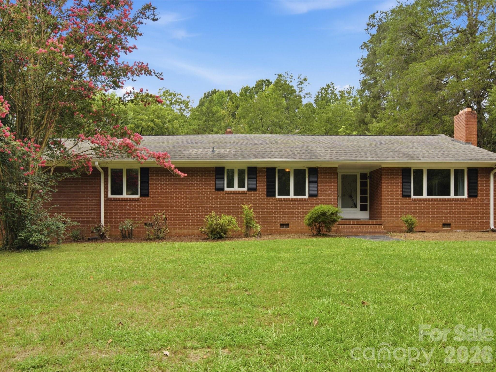 2311 E Innes Street — Salisbury