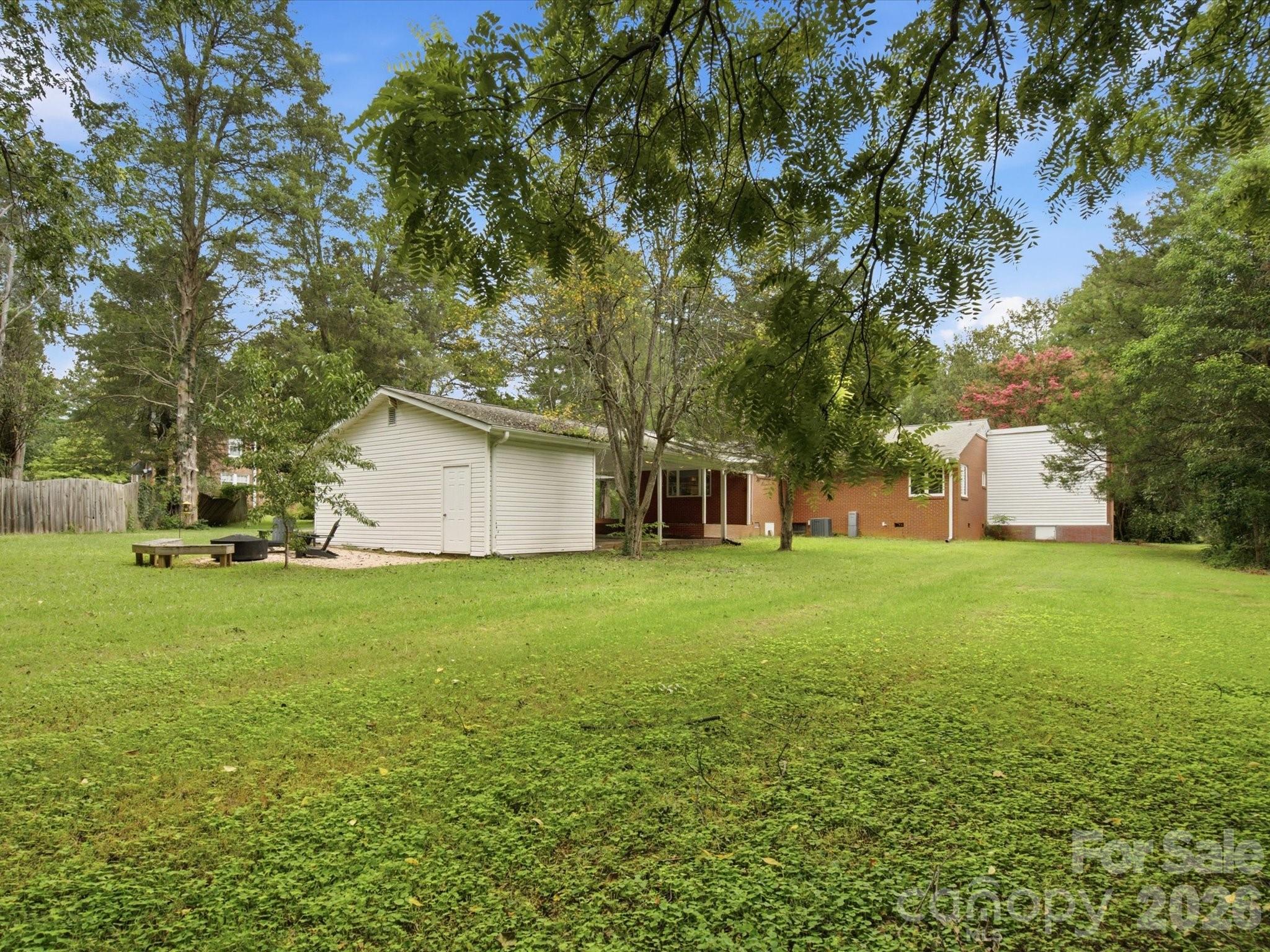 2311 E Innes Street — Salisbury