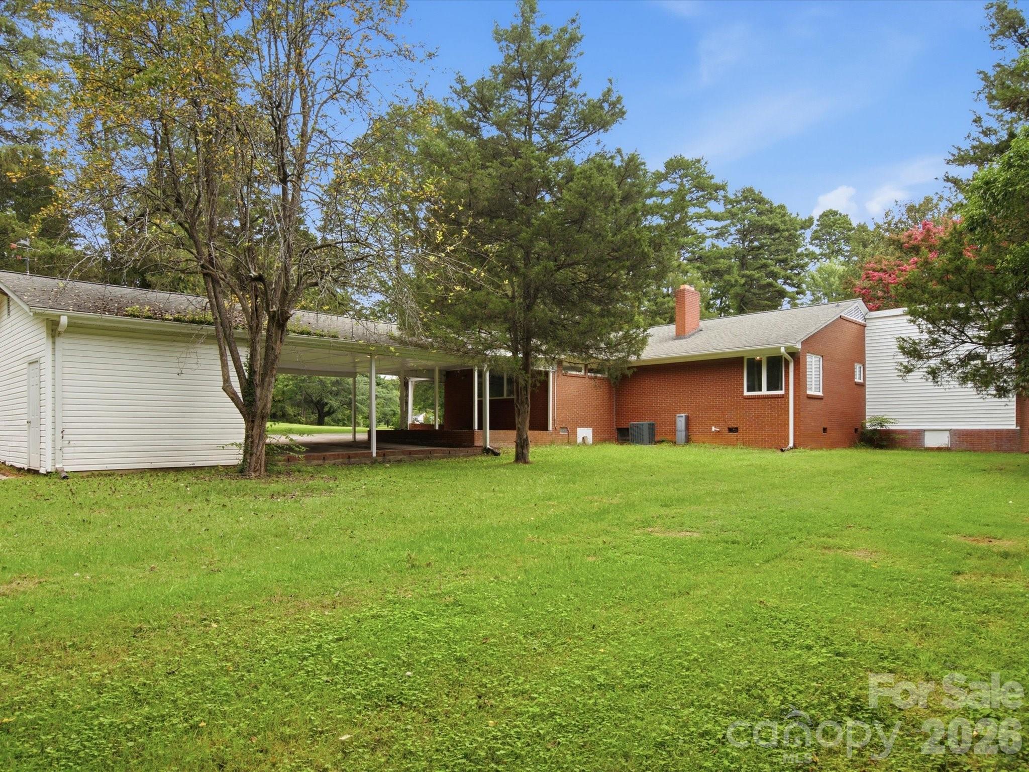 2311 E Innes Street — Salisbury