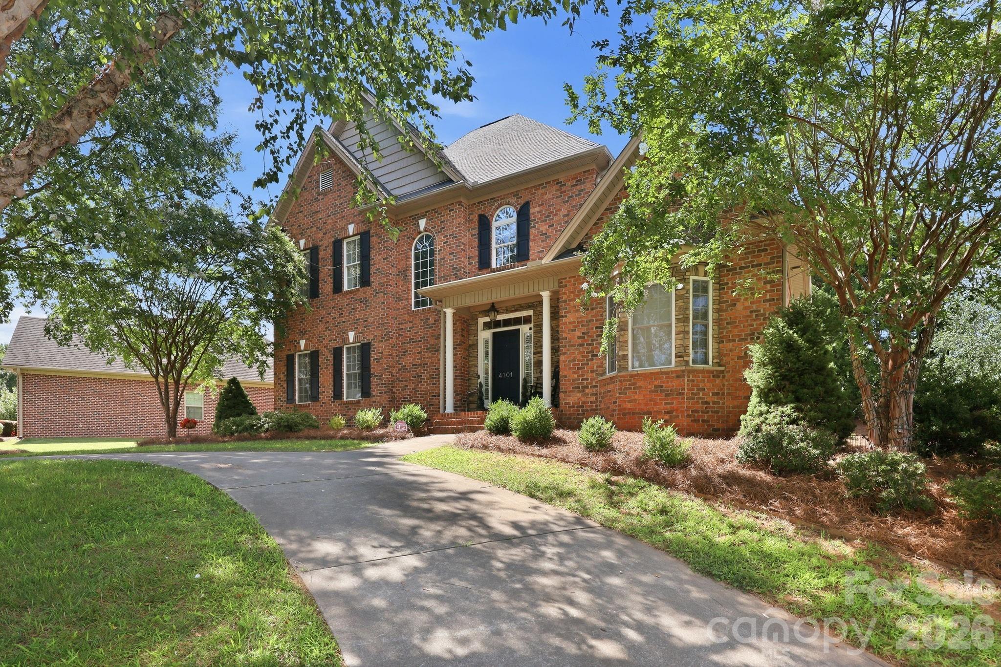 4701 Pebble Lake Drive #161 — Pfafftown