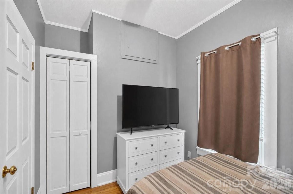 619 N Mountain Street — Cherryville