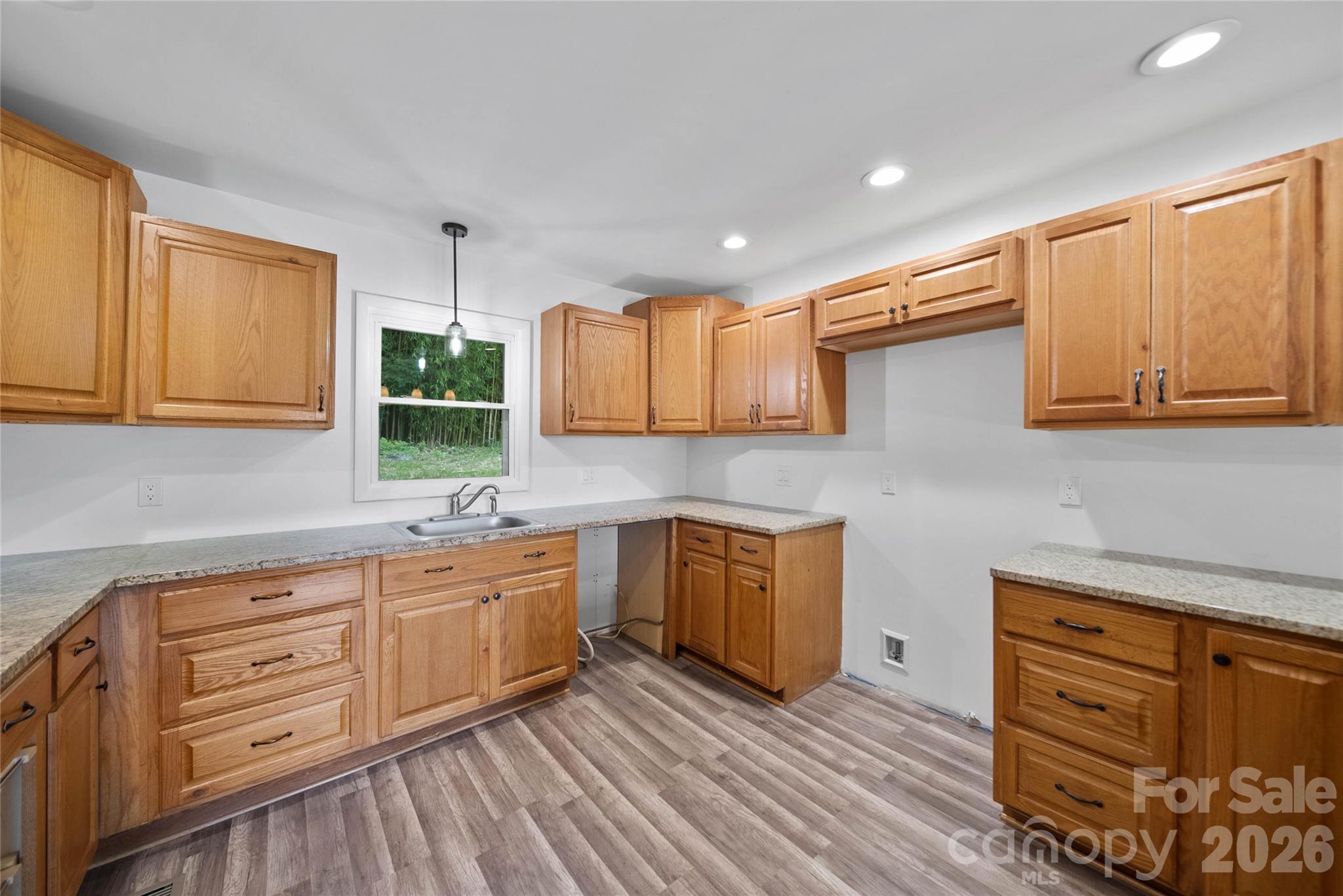 1218 Sweet Creek Road — Bakersville