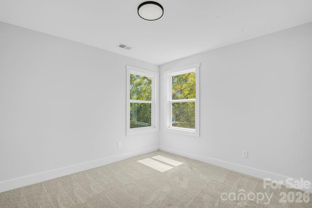 206 Prospect Street NW — Lenoir