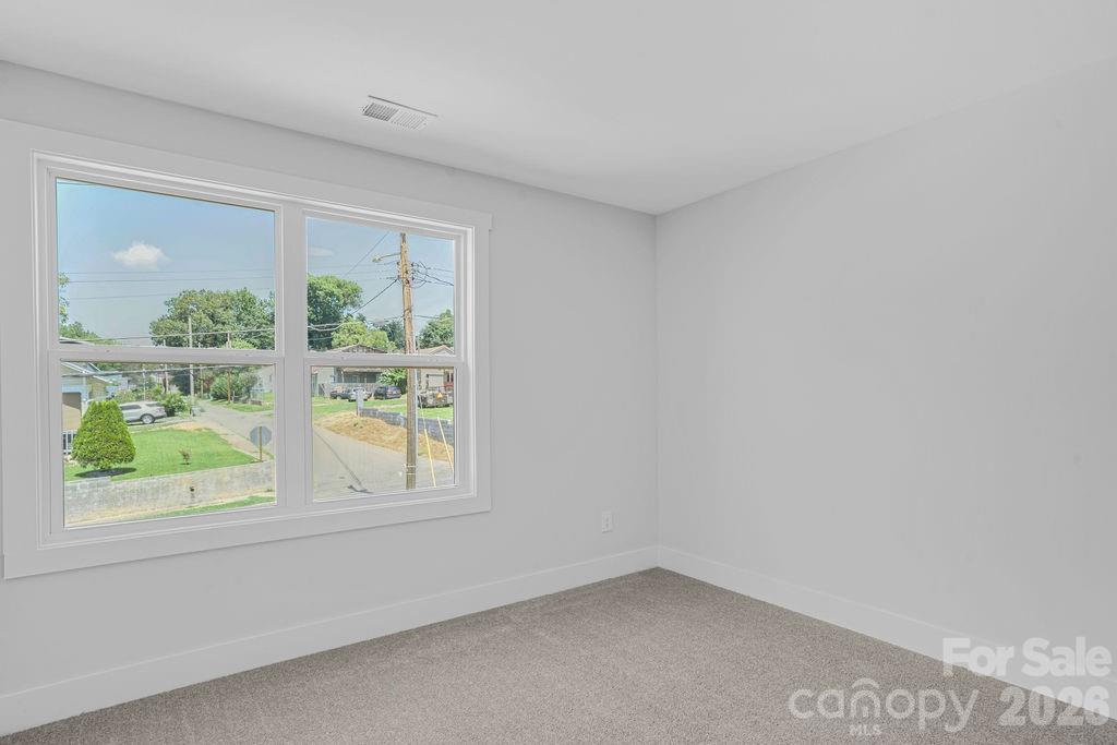 206 Prospect Street NW — Lenoir