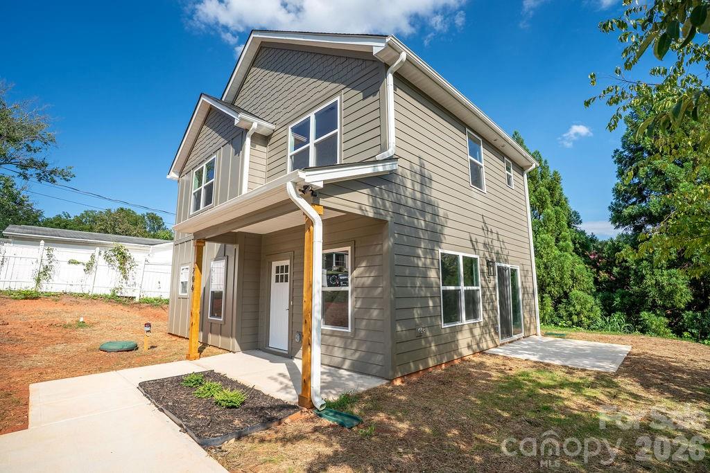 206 Prospect Street NW — Lenoir