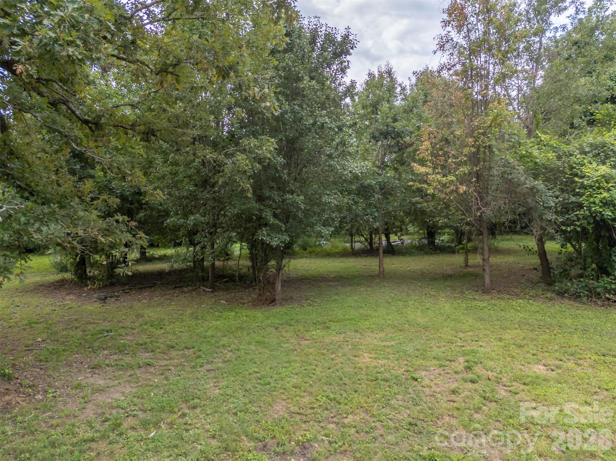 375 E King Street — East Flat Rock