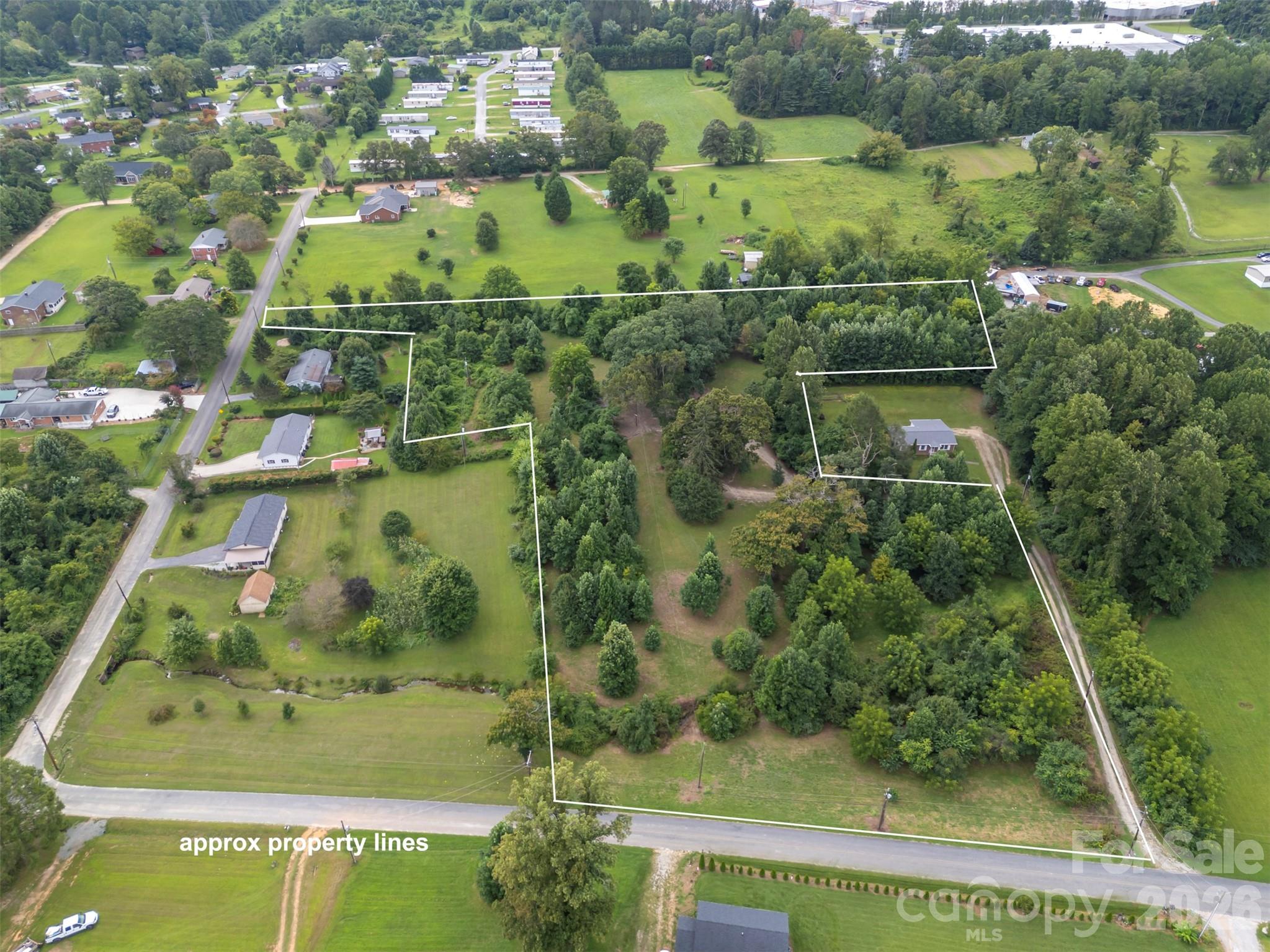 375 E King Street — East Flat Rock