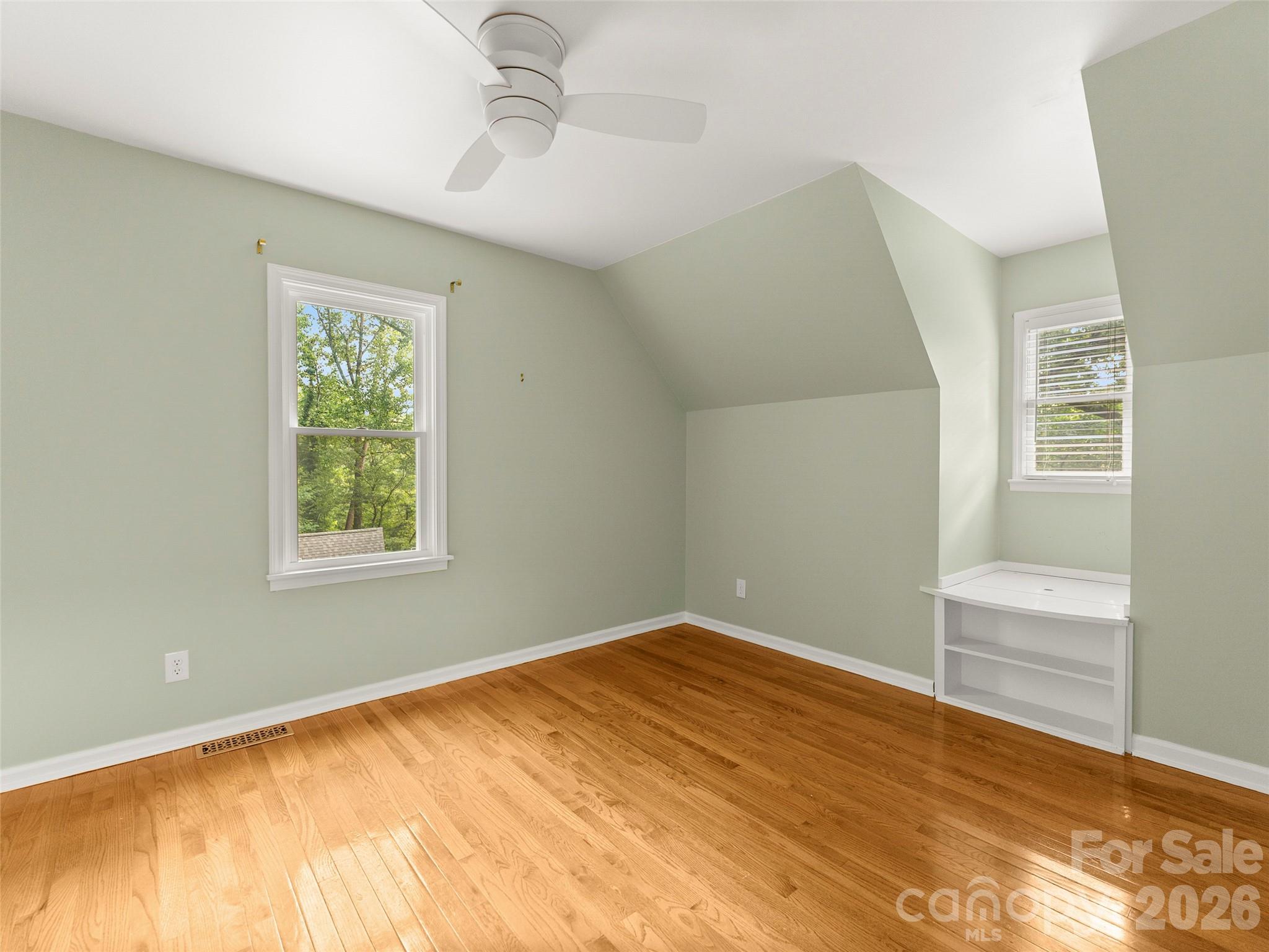 28 Marne Road — Asheville