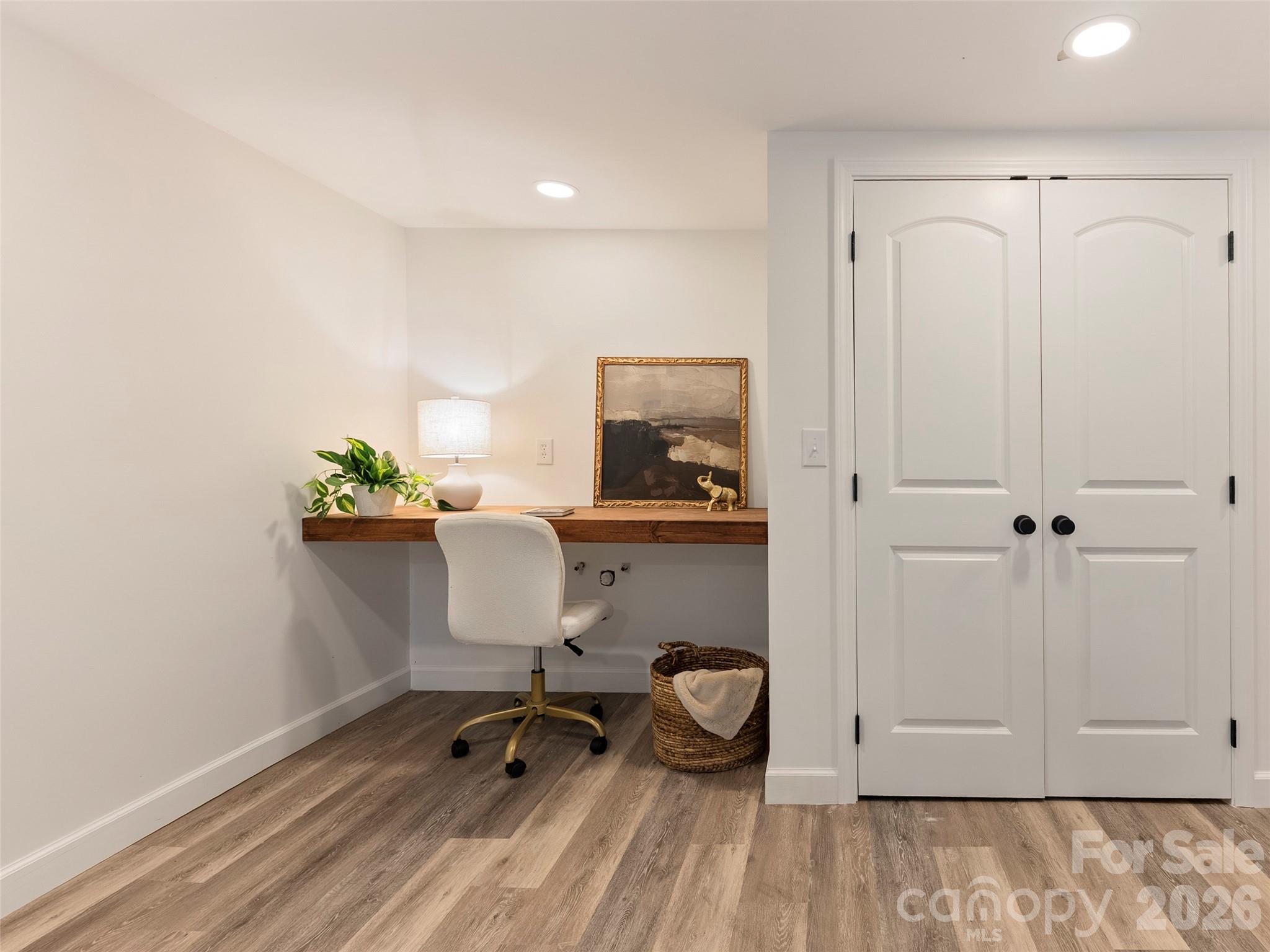 28 Marne Road — Asheville
