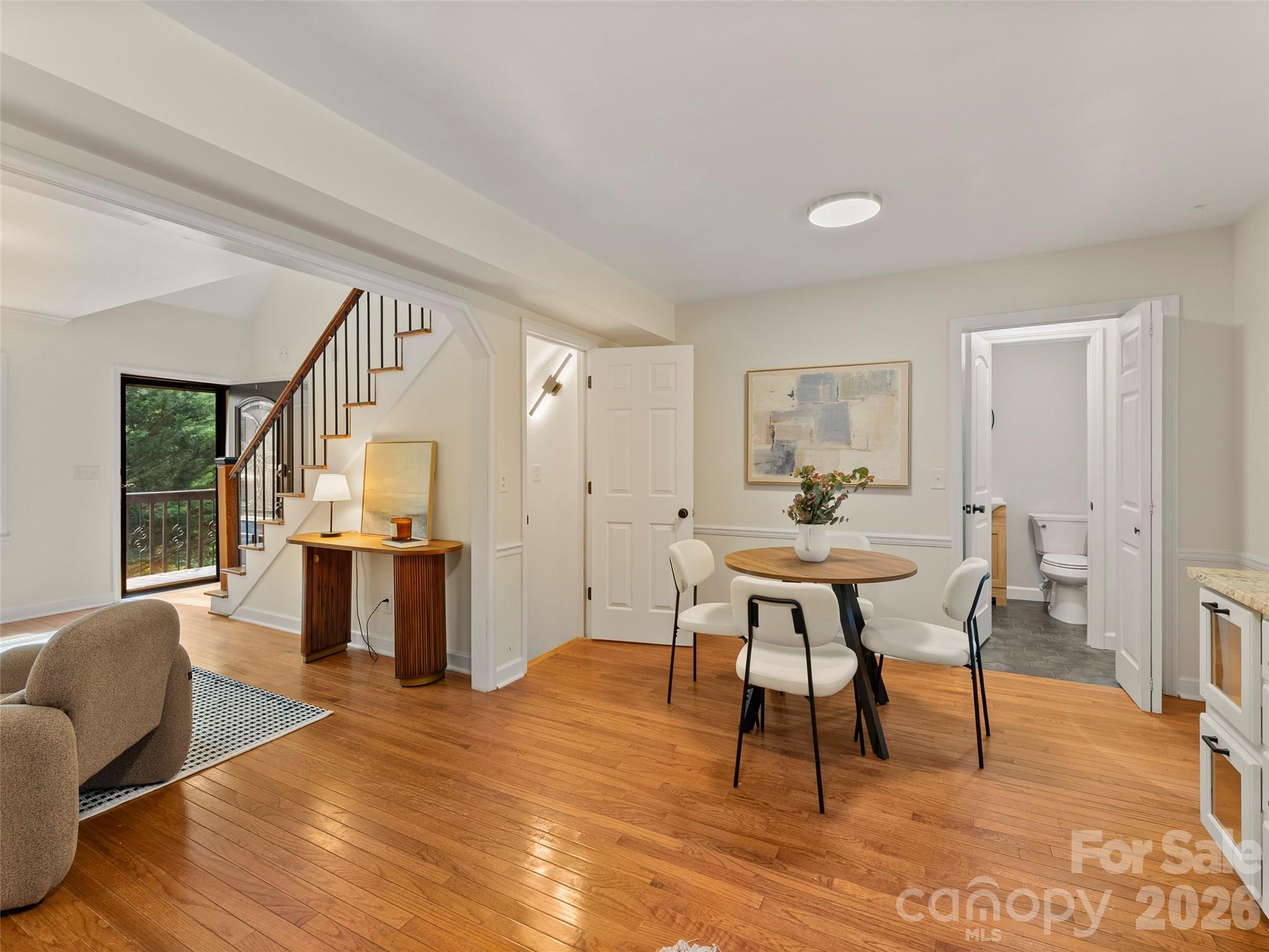28 Marne Road — Asheville