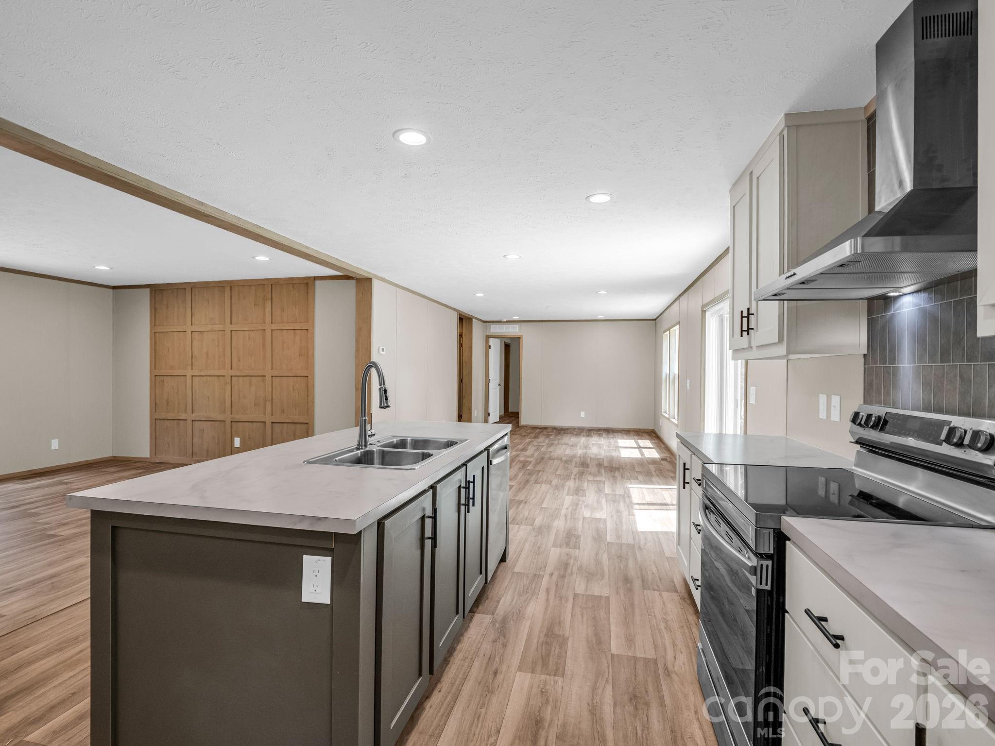 2617 Hudlow Road — Forest City