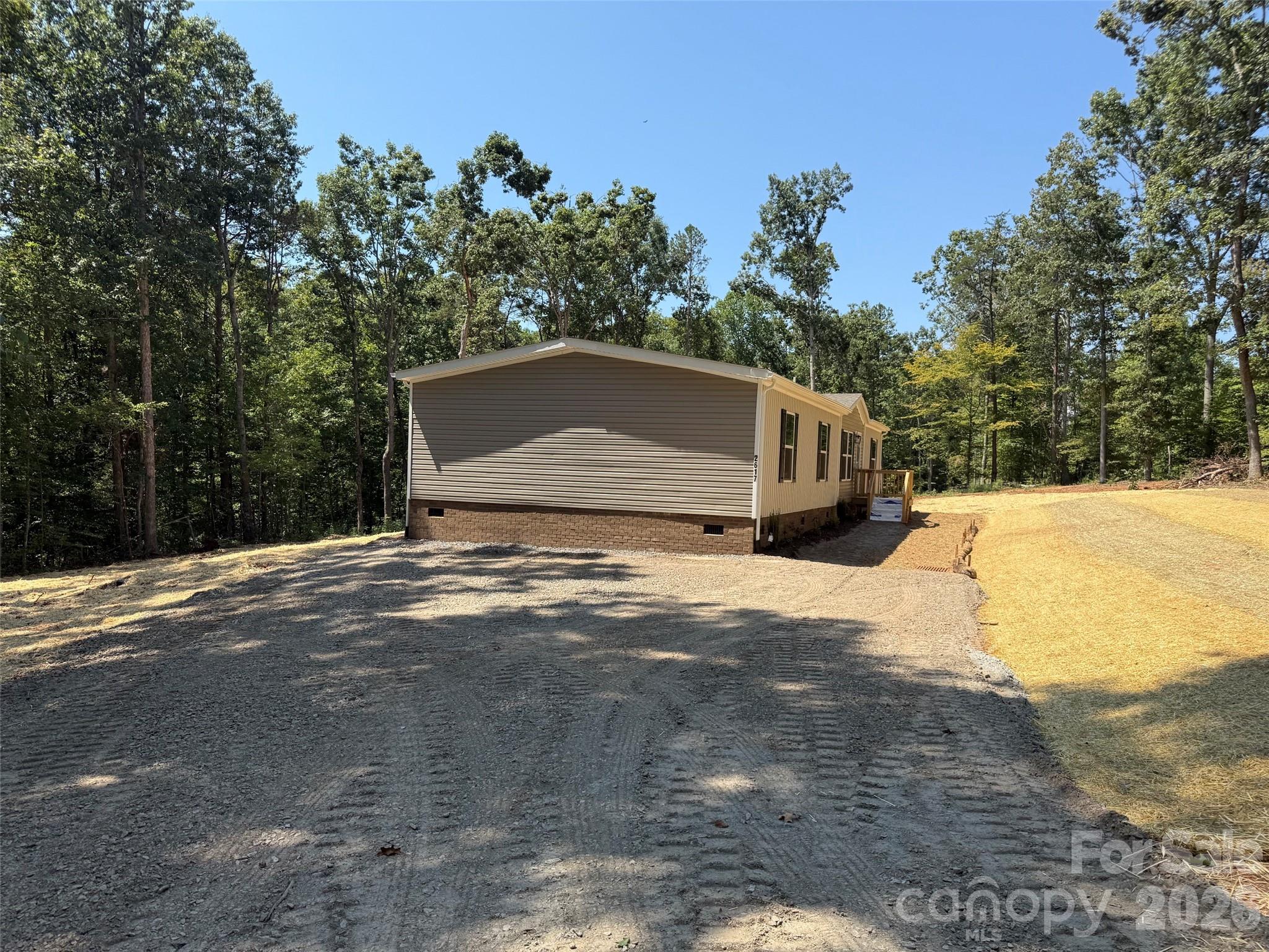 2617 Hudlow Road — Forest City