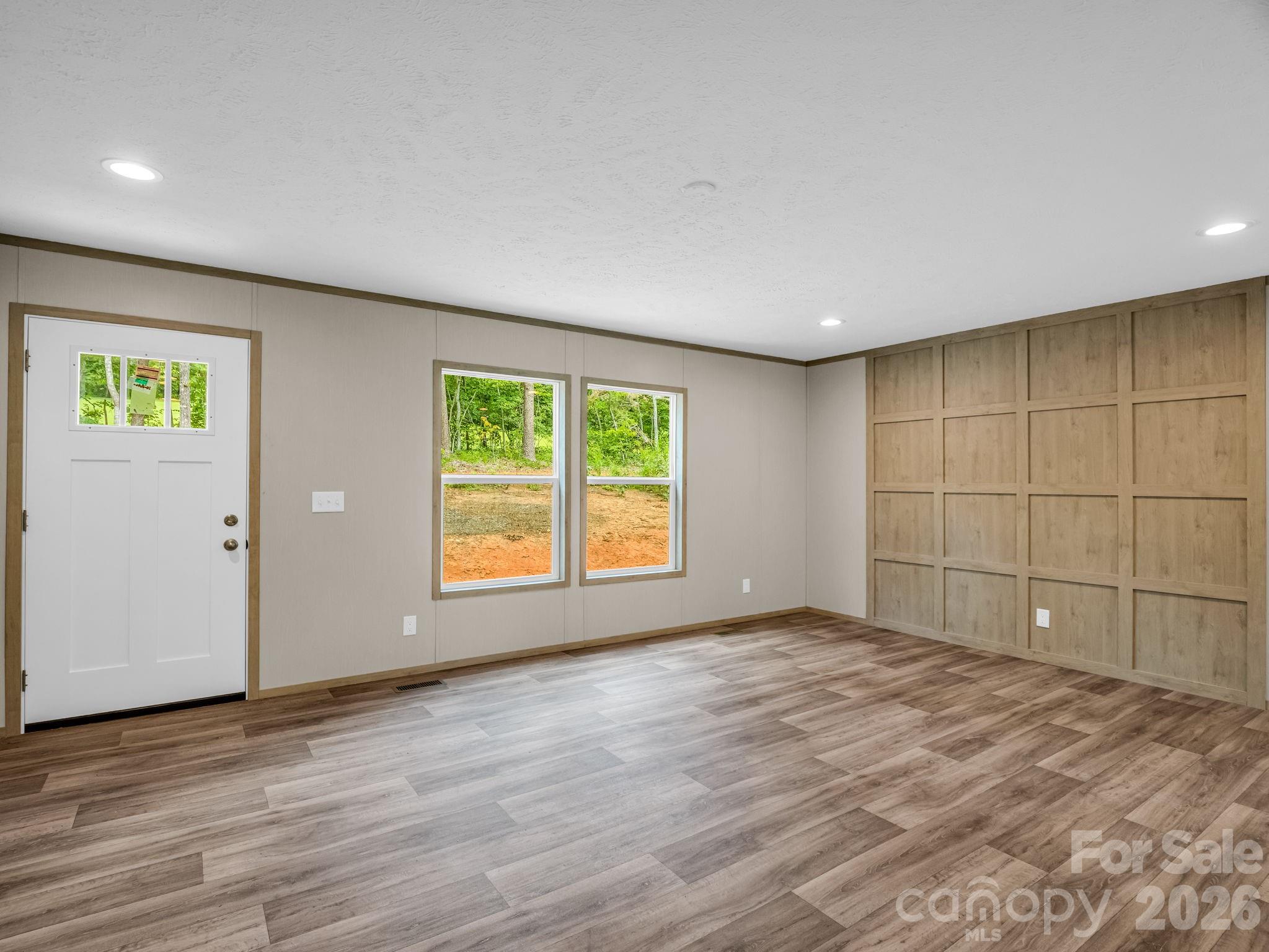 2617 Hudlow Road — Forest City