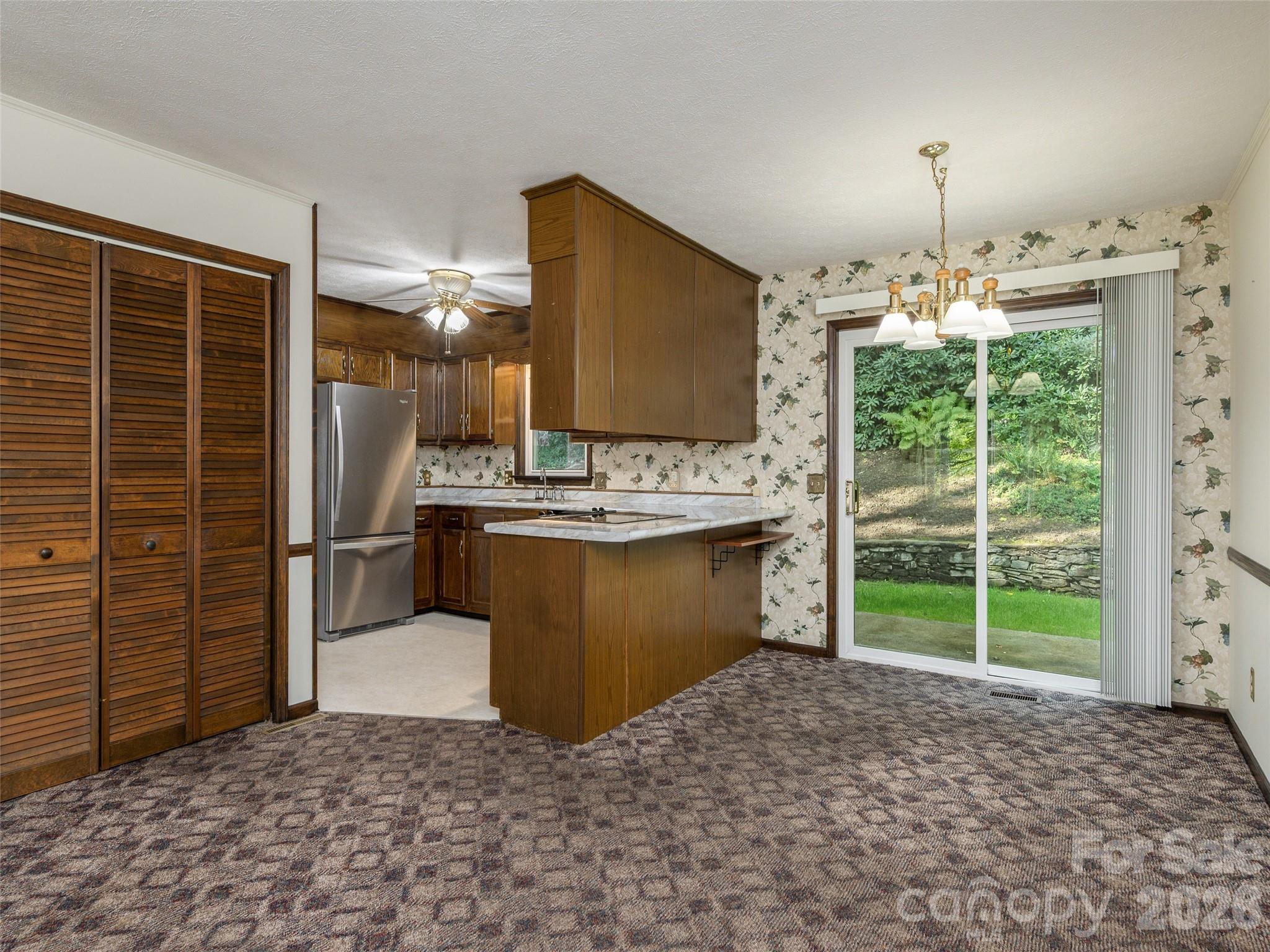 211 Ginseng Lane — Hendersonville