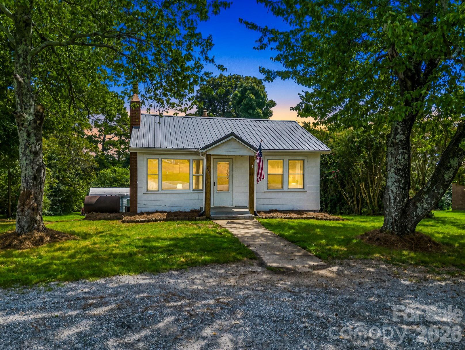 1302 Startown Road — Lincolnton