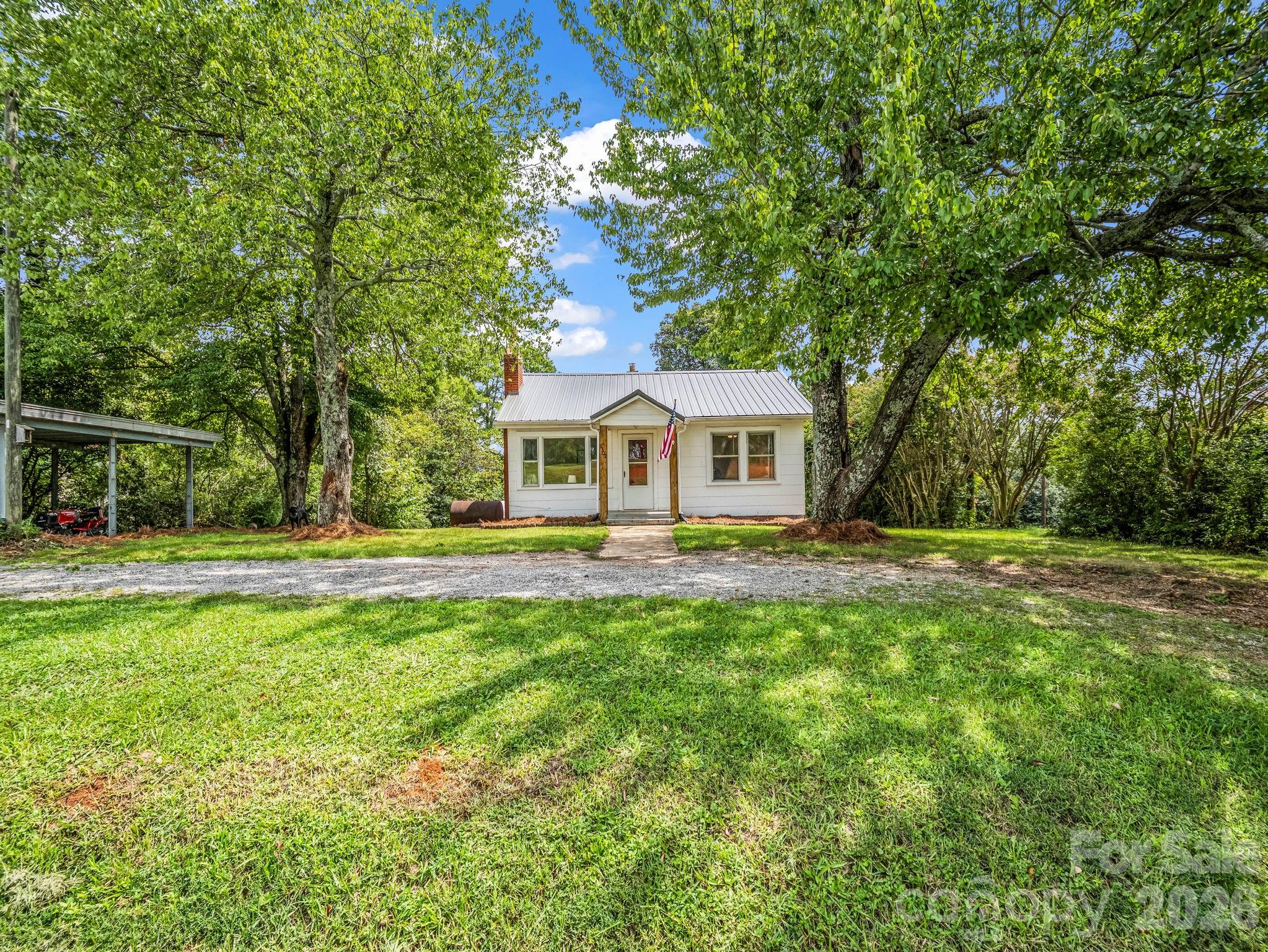 1302 Startown Road — Lincolnton