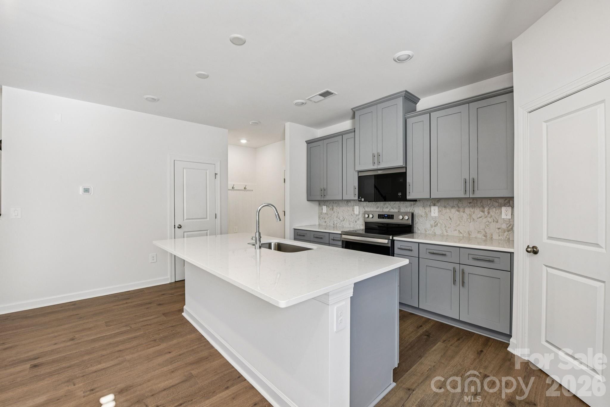 7280 Yardley Street — Gastonia