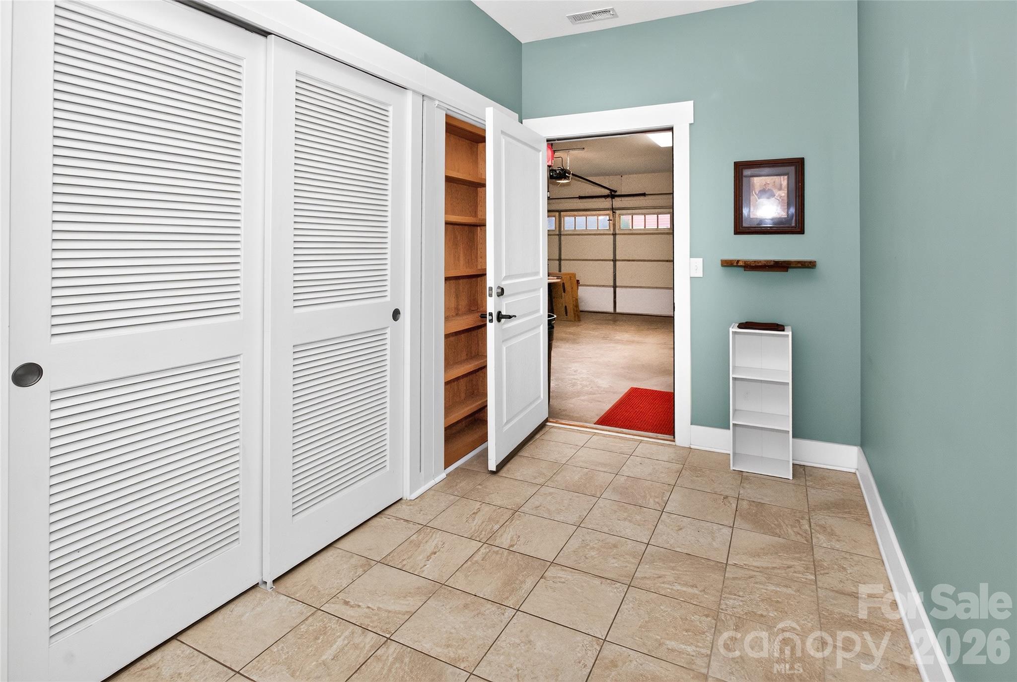 28 Westfield Way — Candler