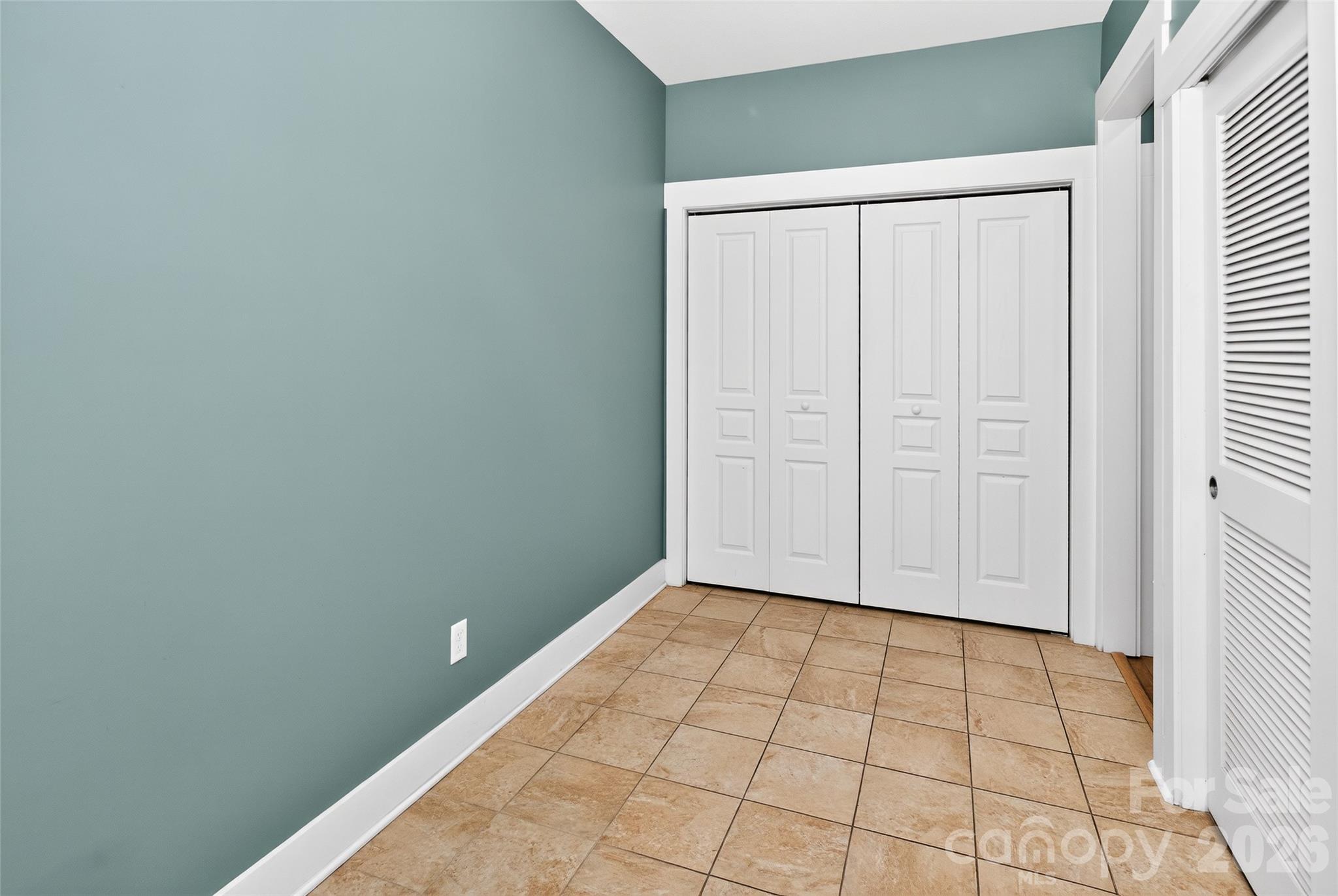 28 Westfield Way — Candler