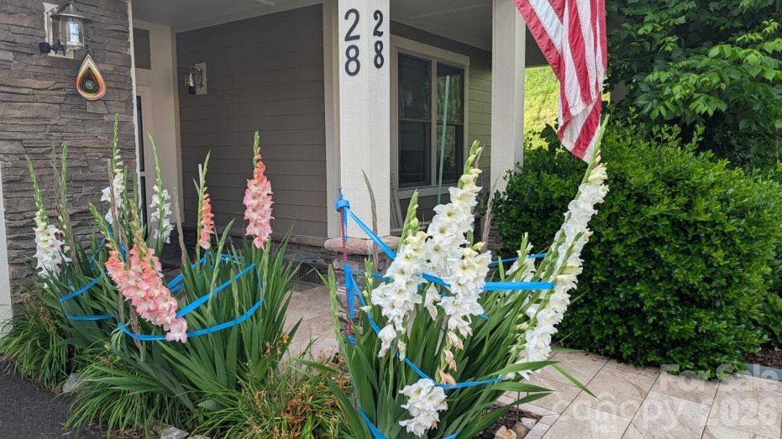 28 Westfield Way — Candler