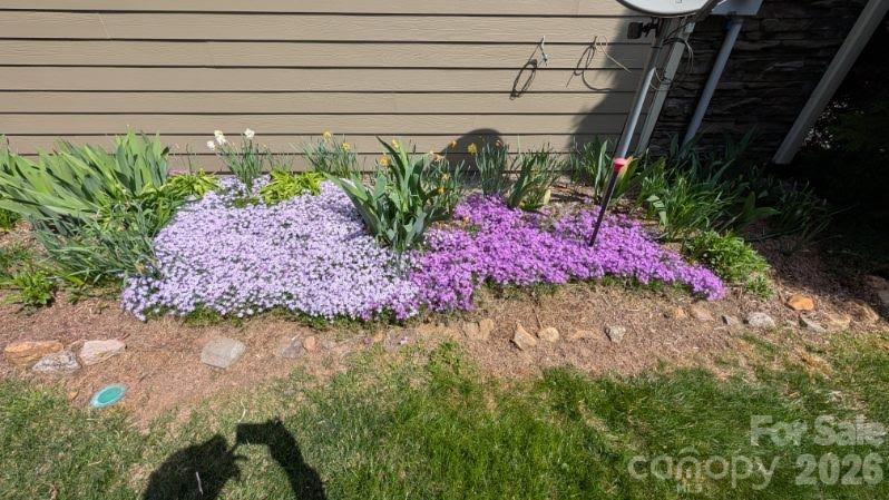 28 Westfield Way — Candler