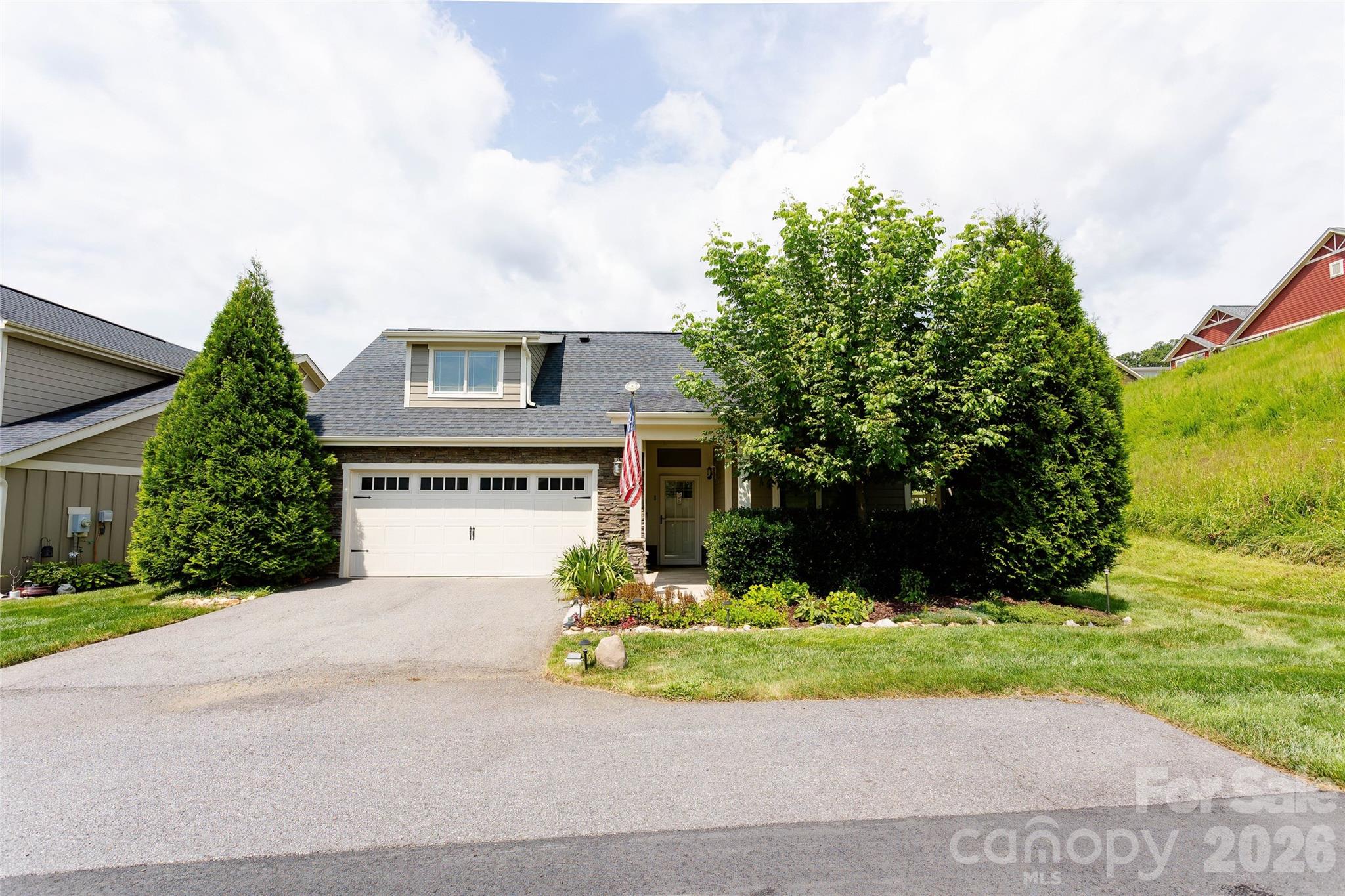 28 Westfield Way — Candler