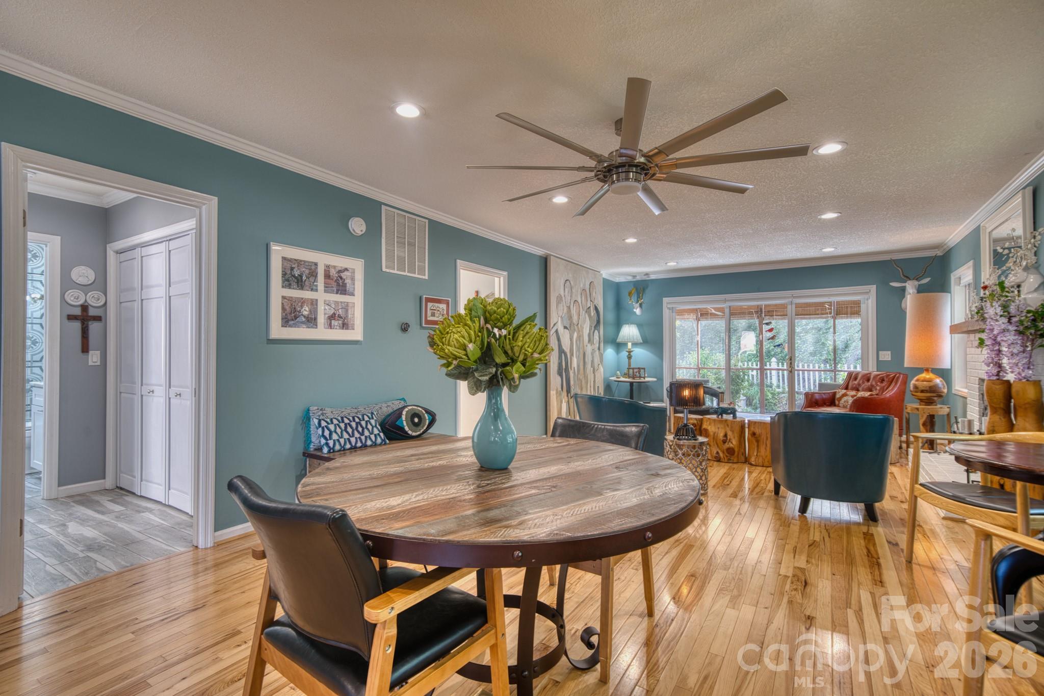 130 Exeter Court — Hendersonville