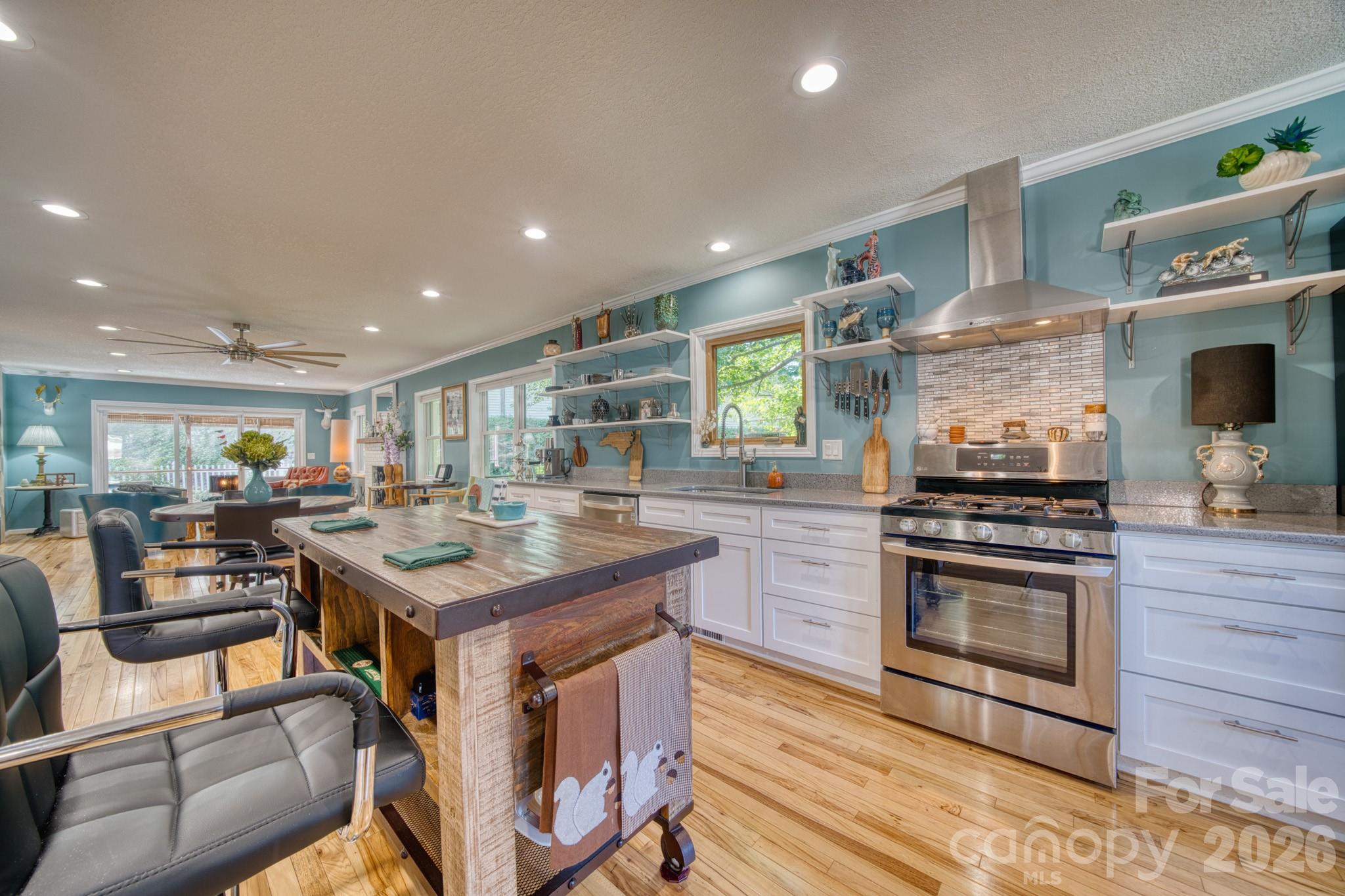 130 Exeter Court — Hendersonville
