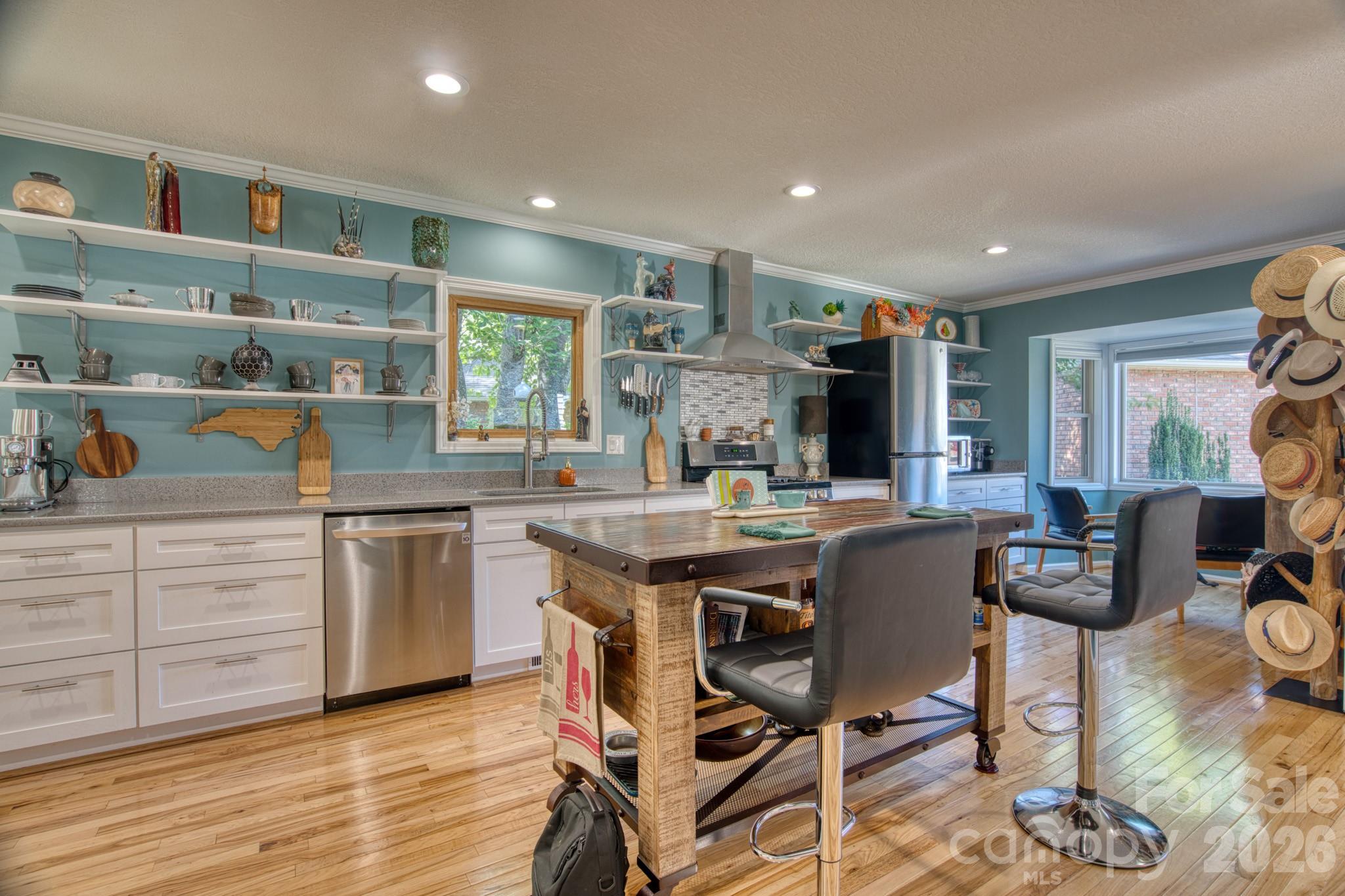 130 Exeter Court — Hendersonville