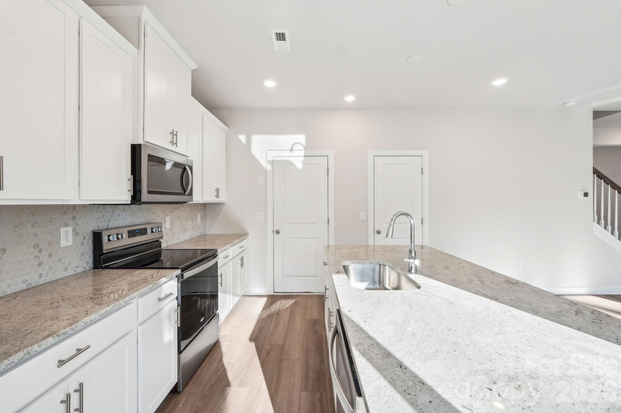 5065 Poplin Valley — Cherryville