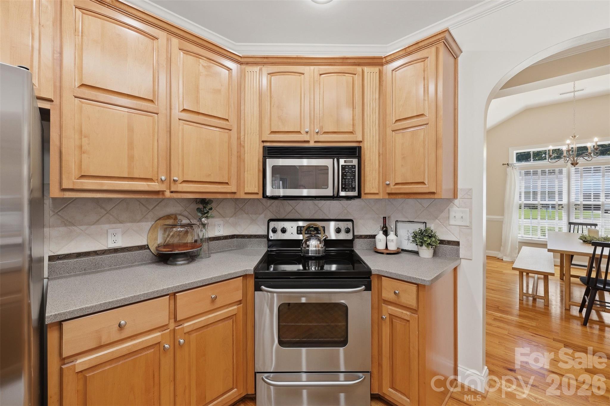 1719 30th Avenue Court NE — Hickory