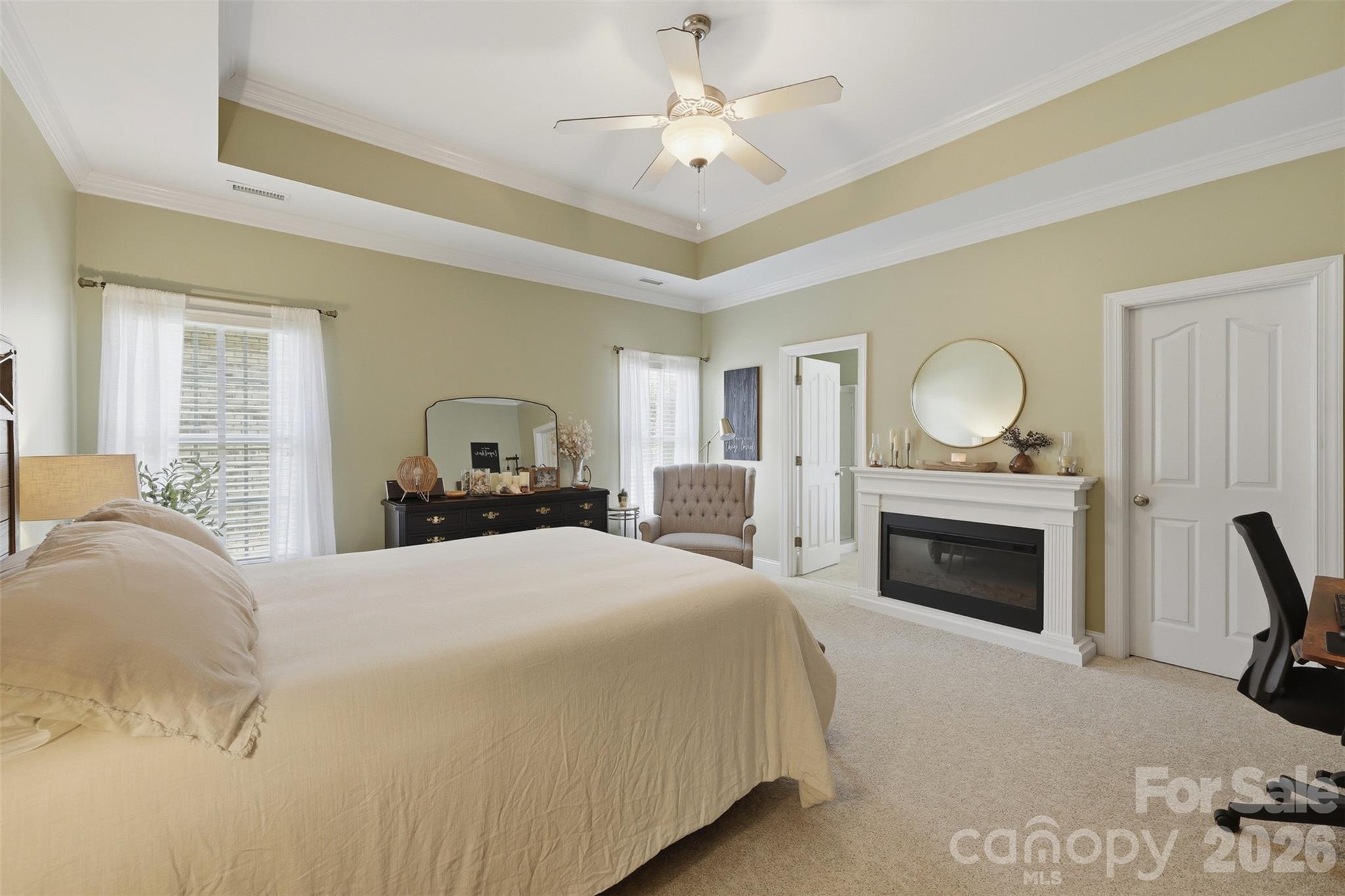 1719 30th Avenue Court NE — Hickory