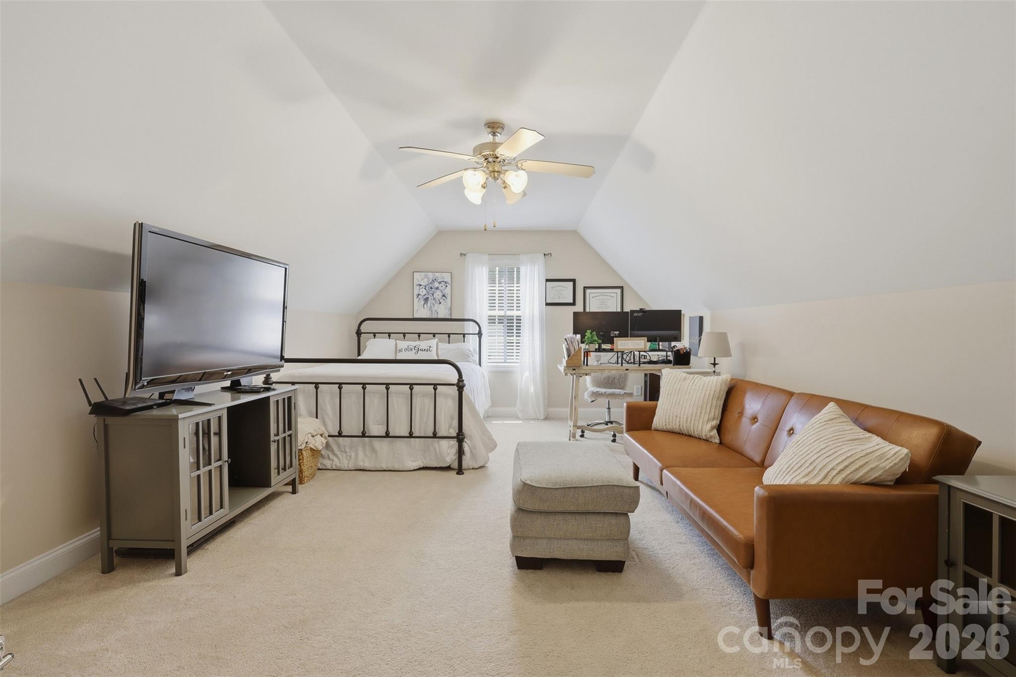 1719 30th Avenue Court NE — Hickory