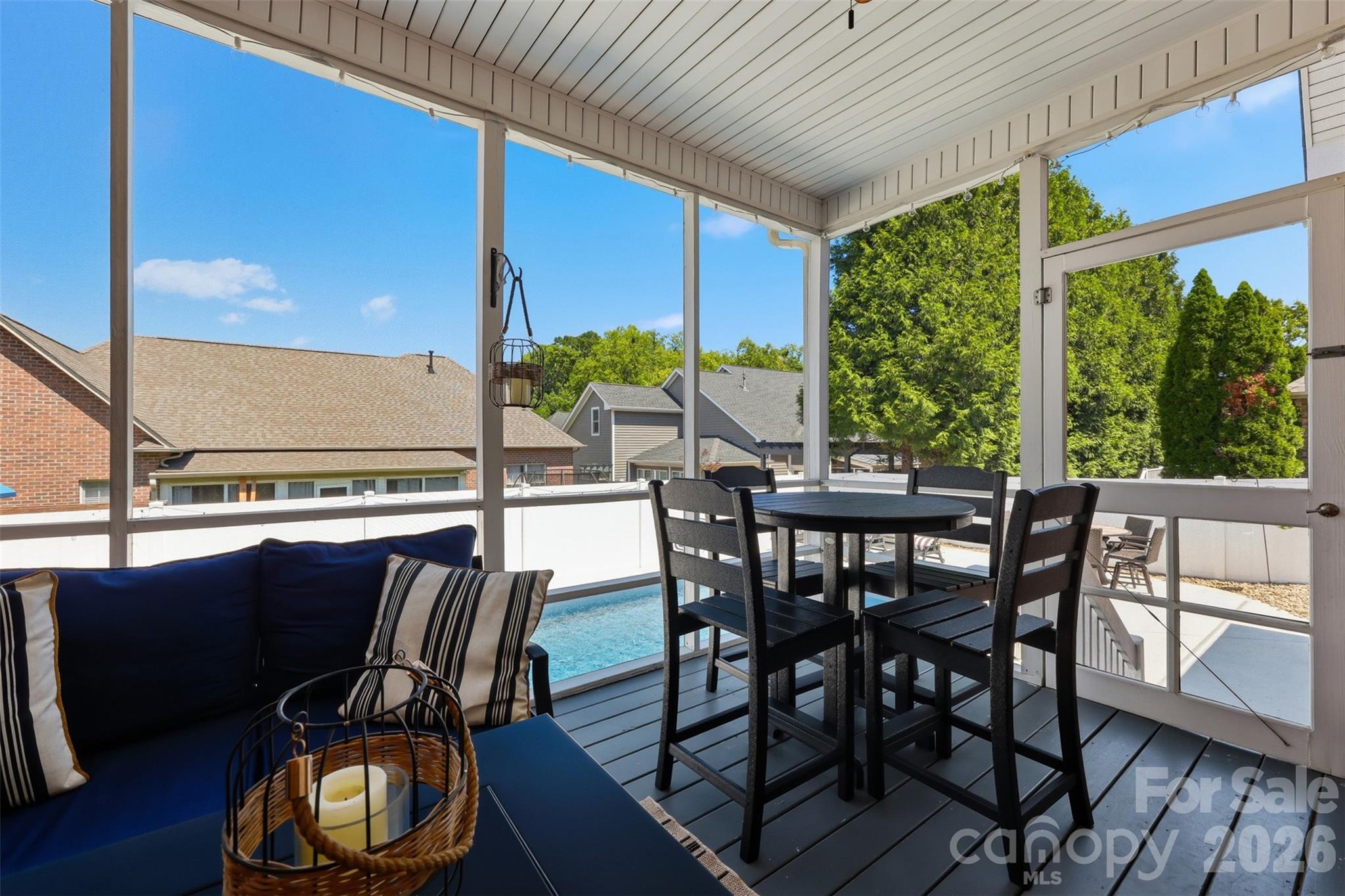 1719 30th Avenue Court NE — Hickory
