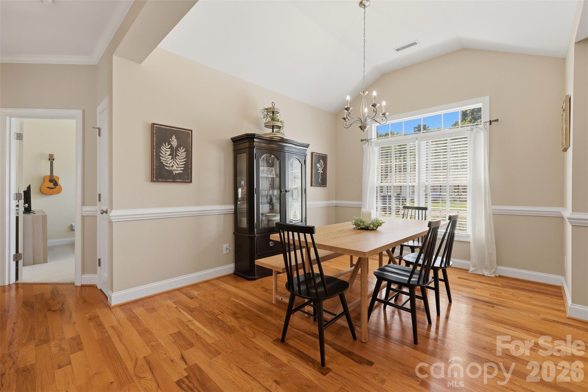 1719 30th Avenue Court NE — Hickory