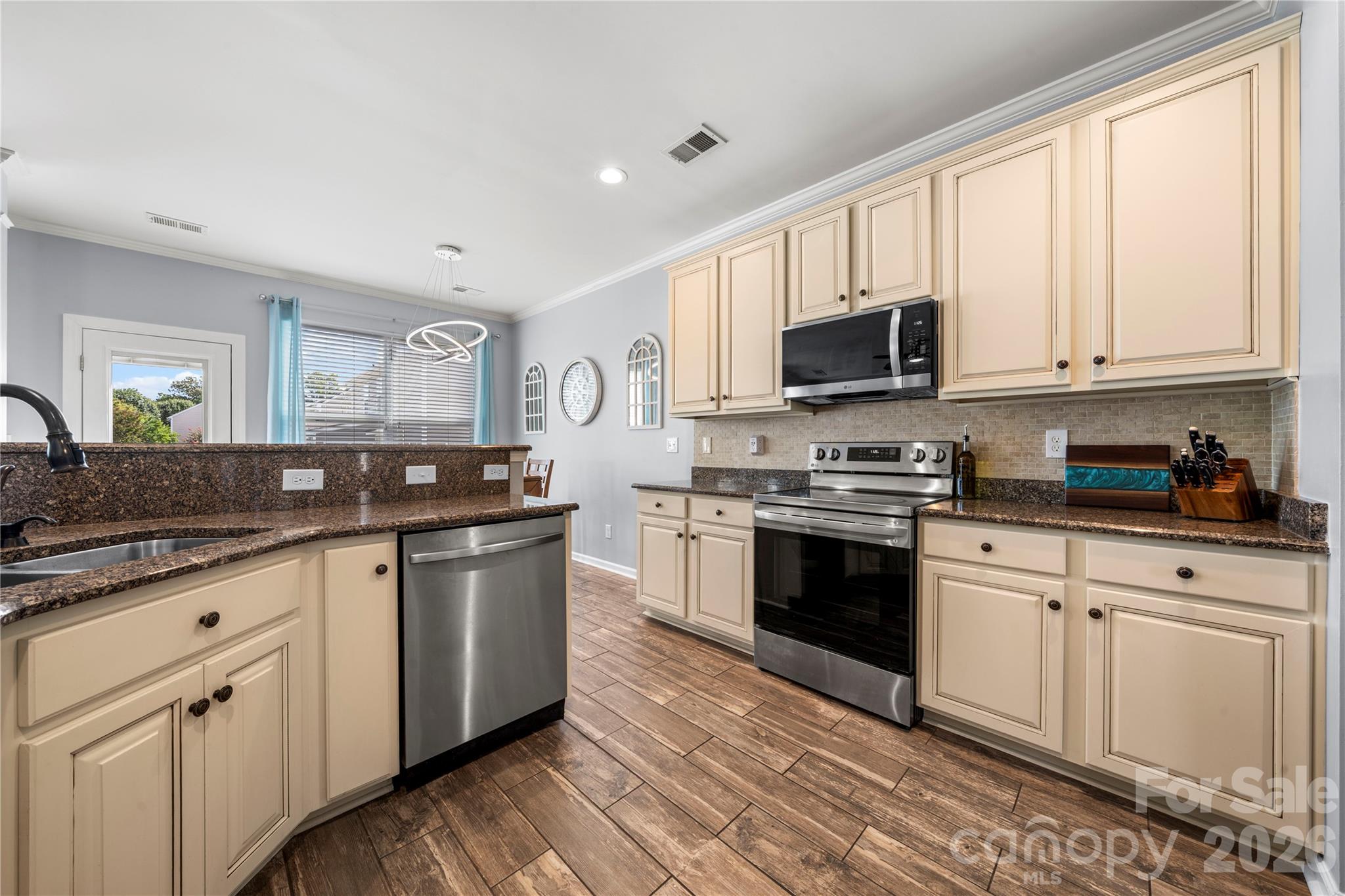 3304 Brackhill Street — Davidson