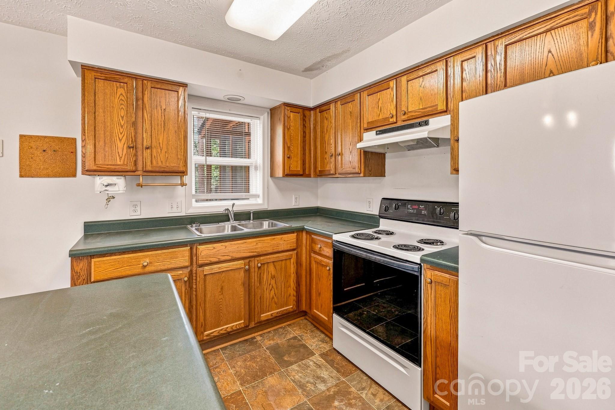 253 Nors Way — Lake Lure