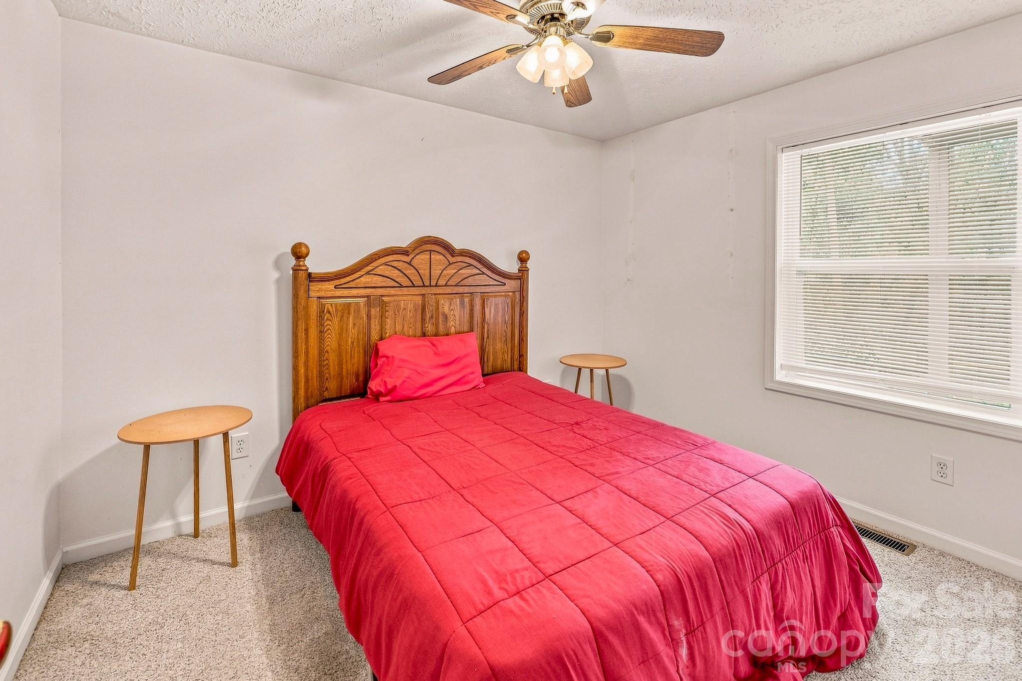 253 Nors Way — Lake Lure