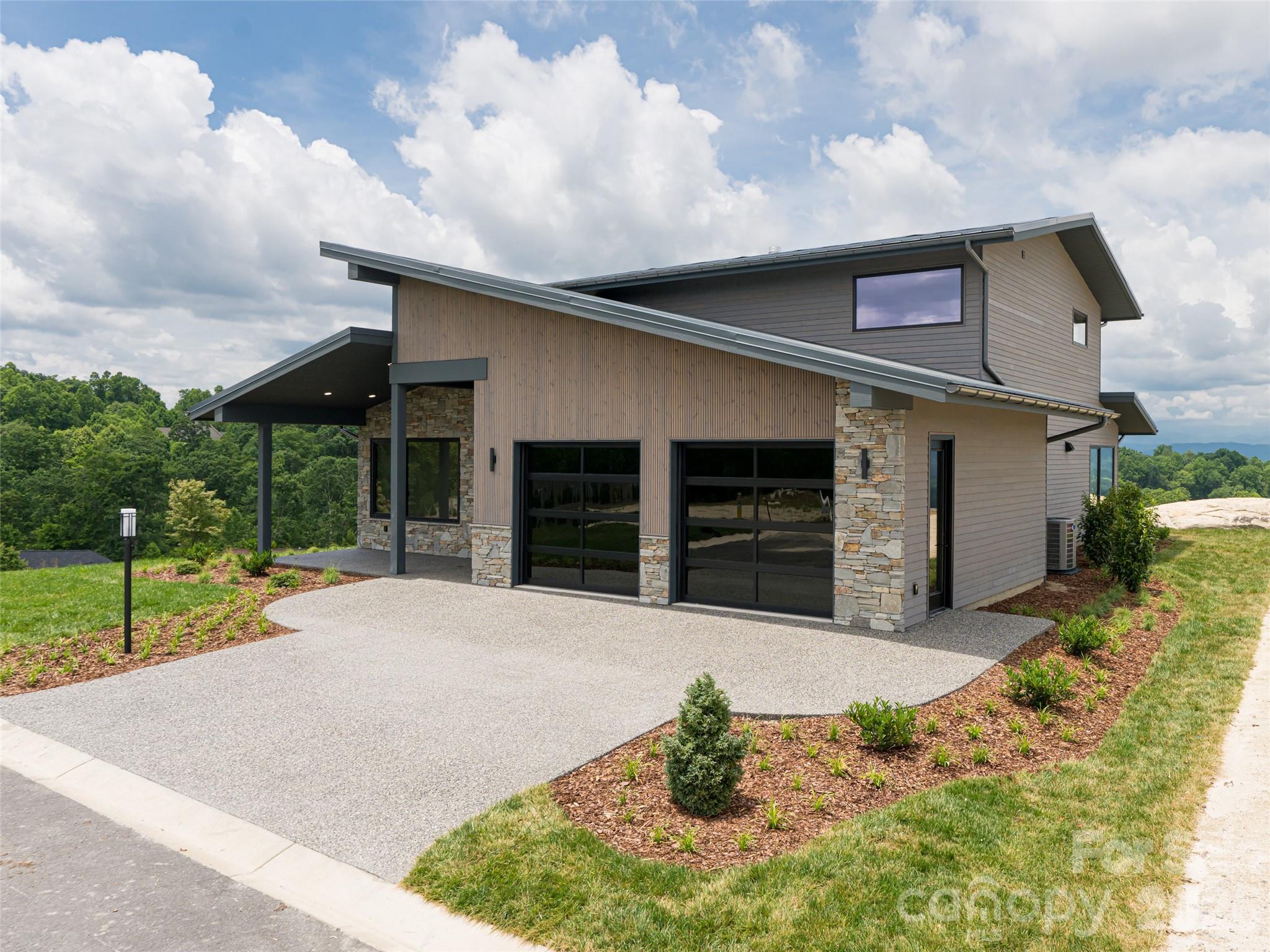 24 S Watchman Drive #10 & 11 — Hendersonville