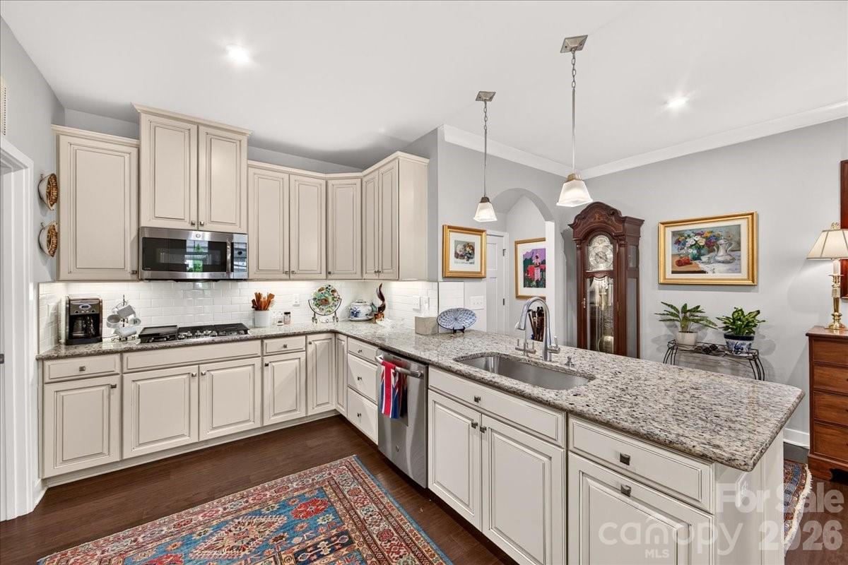 5804 Barrowlands Court — Charlotte