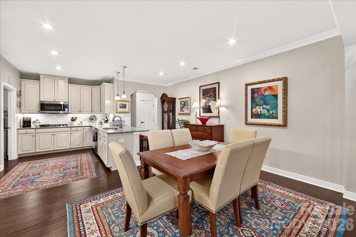 5804 Barrowlands Court — Charlotte