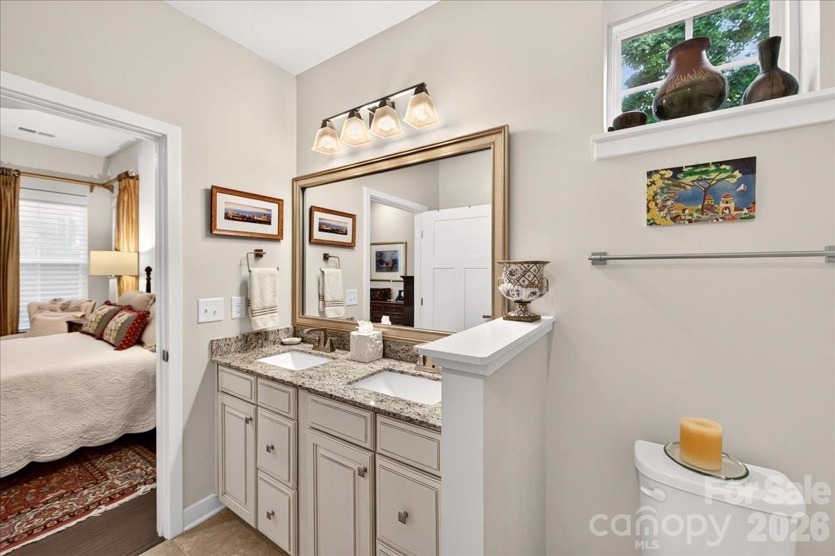 5804 Barrowlands Court — Charlotte