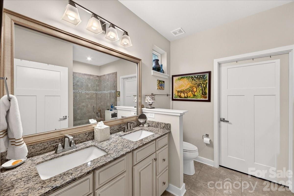 5804 Barrowlands Court — Charlotte