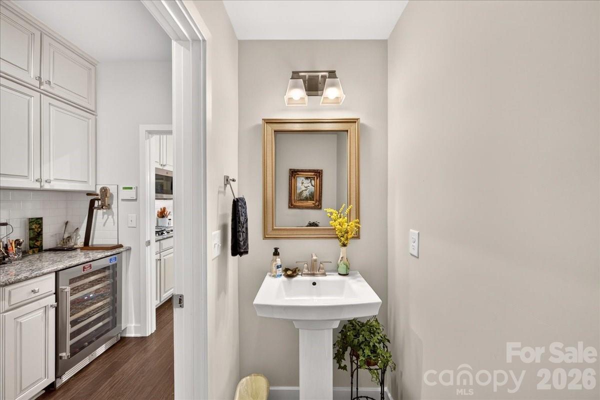 5804 Barrowlands Court — Charlotte