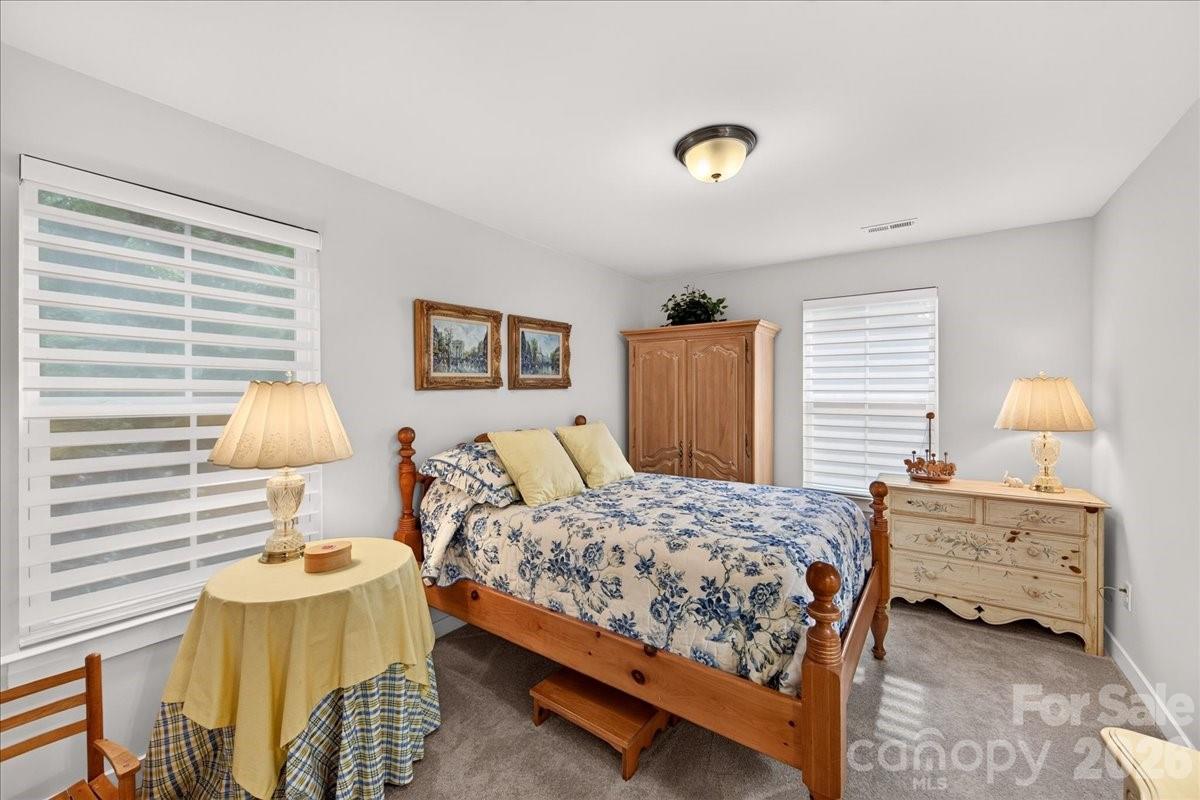 5804 Barrowlands Court — Charlotte