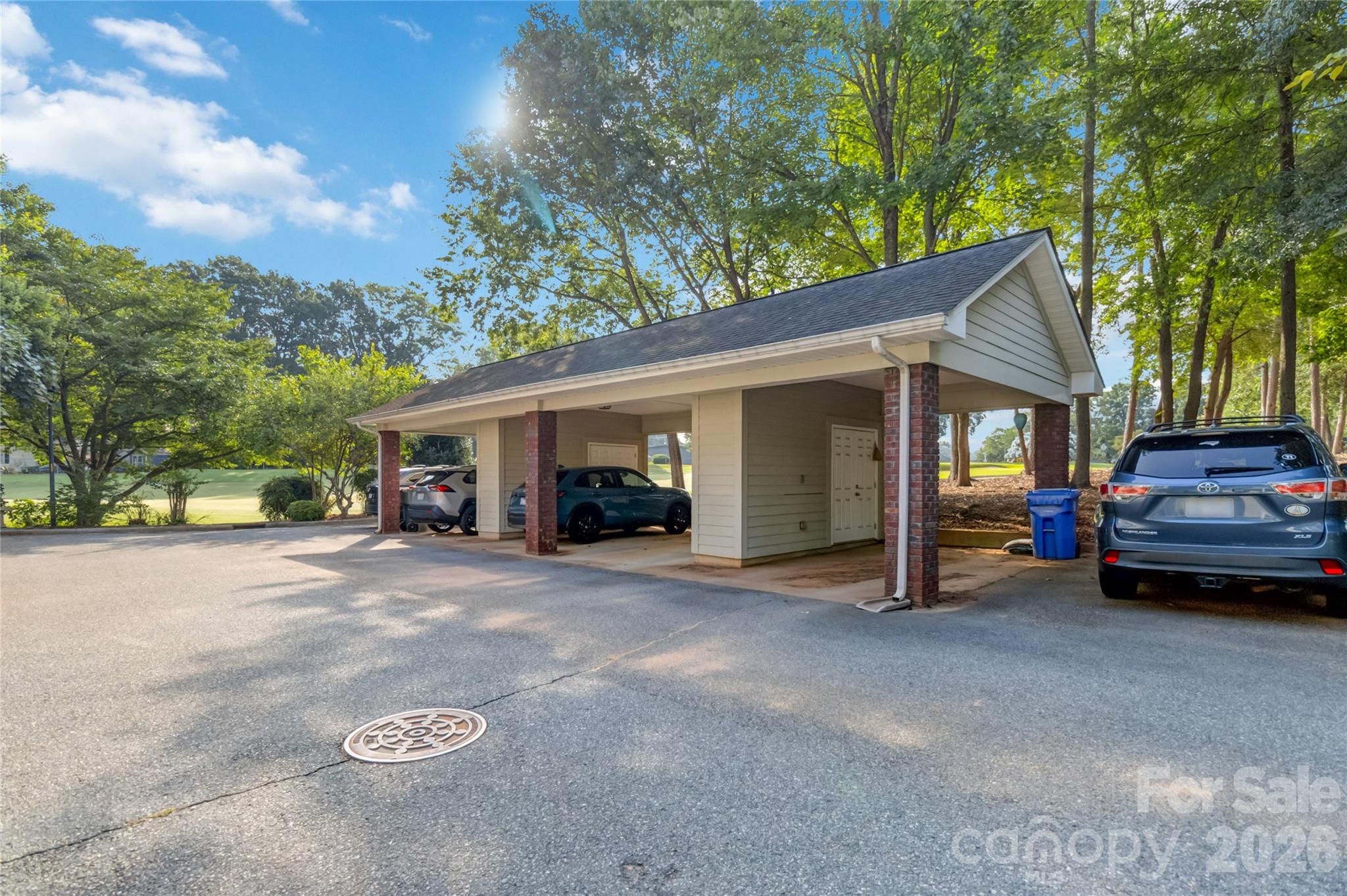 105 Putter Place — Mooresville
