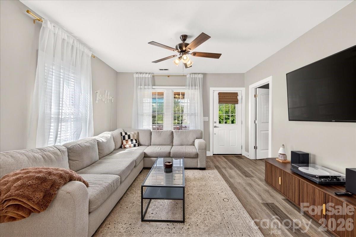 3331 Tuckaseegee Road — Charlotte